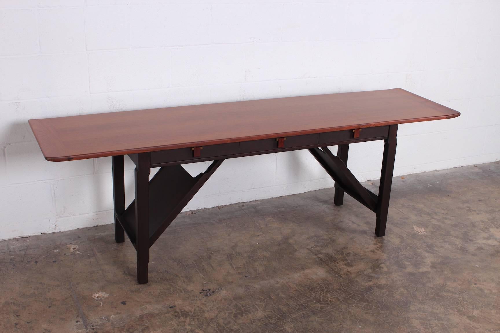 Dunbar Console or Sofa Table by Edward Wormley In Excellent Condition For Sale In Dallas, TX