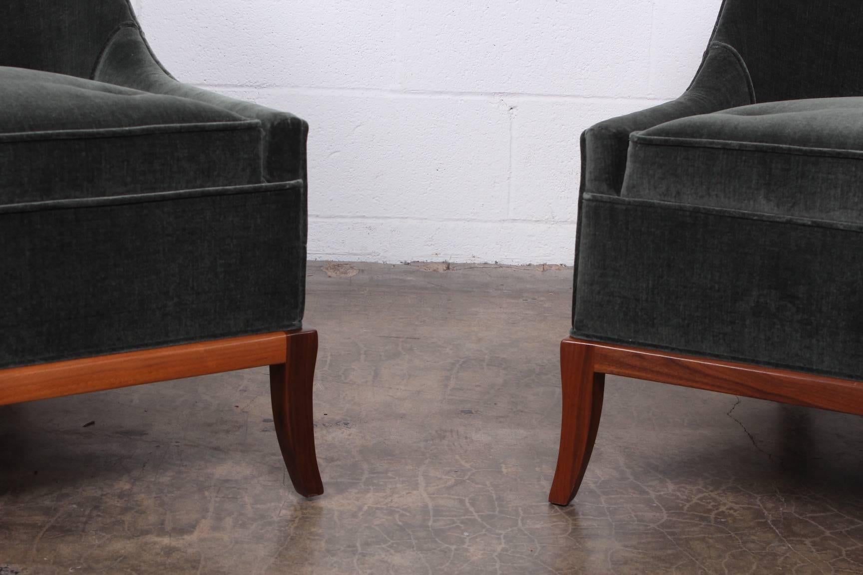Pair of Slipper Chairs by T.H. Robsjohn-Gibbings for Widdicomb 4