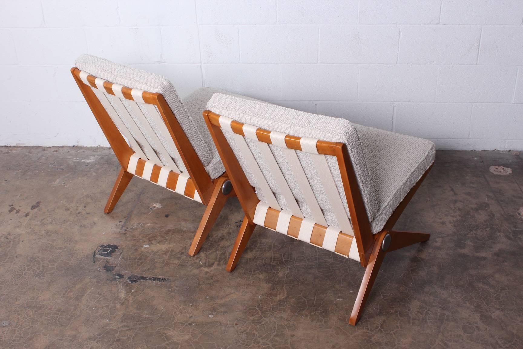 Mid-20th Century Pair of Knoll Scissor Chairs by Pierre Jeanneret