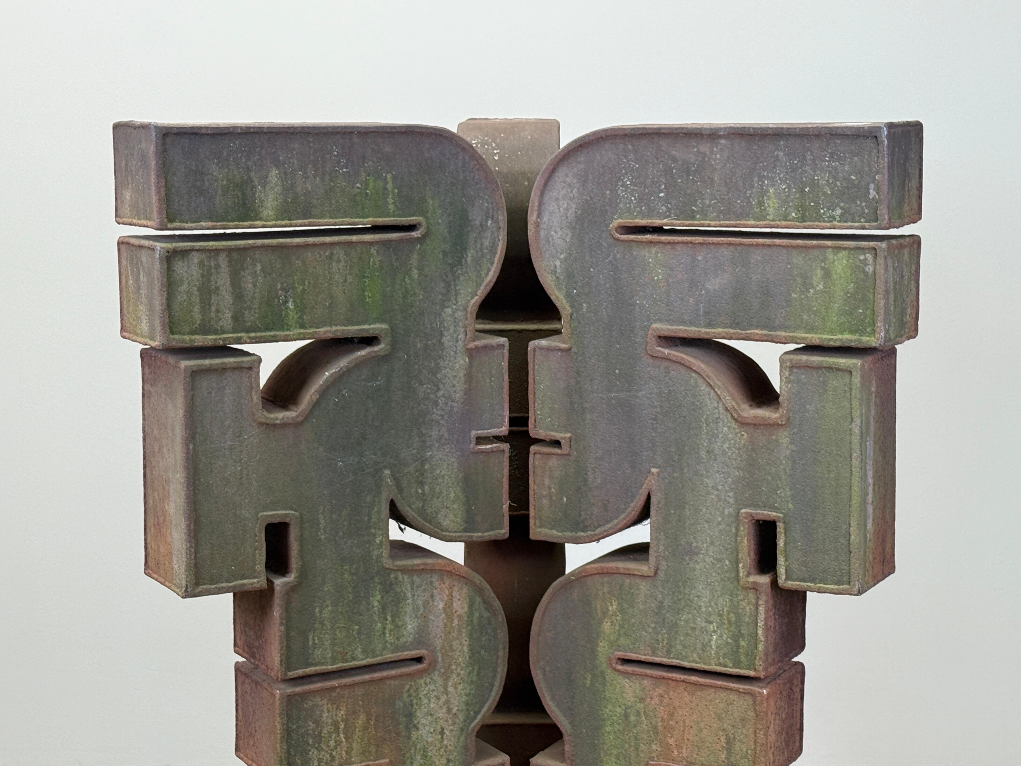 Fine XX secolo Grande scultura da esterno di McAlister Coleman 'Totem IV Complements', 1972 in vendita