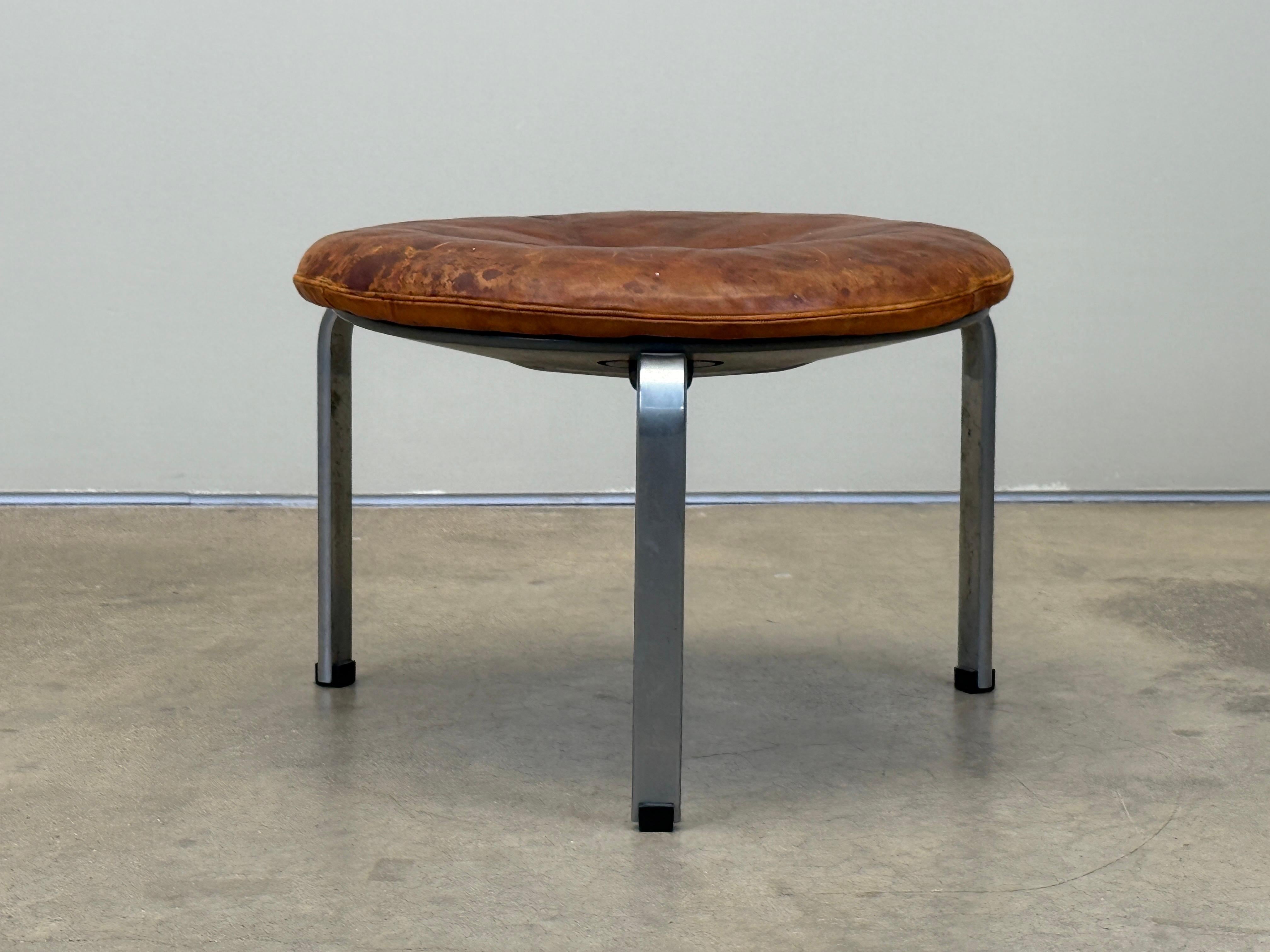 Poul Kjærholm PK 33 Hocker für E. Kold Christensen (Leder) im Angebot