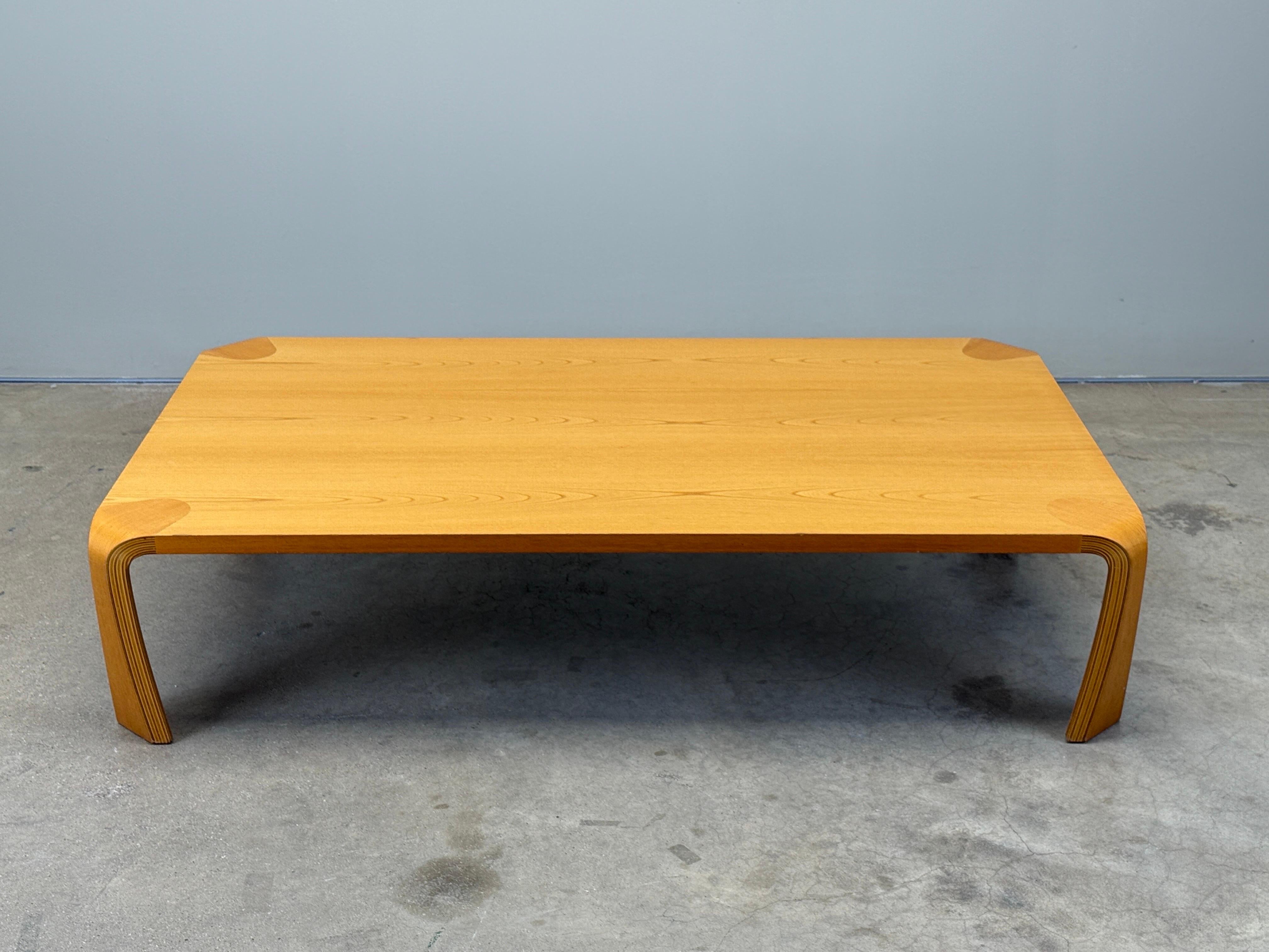 Large Inui Saburo Coffee Table for Tendo Mokko In Good Condition For Sale In Dallas, TX