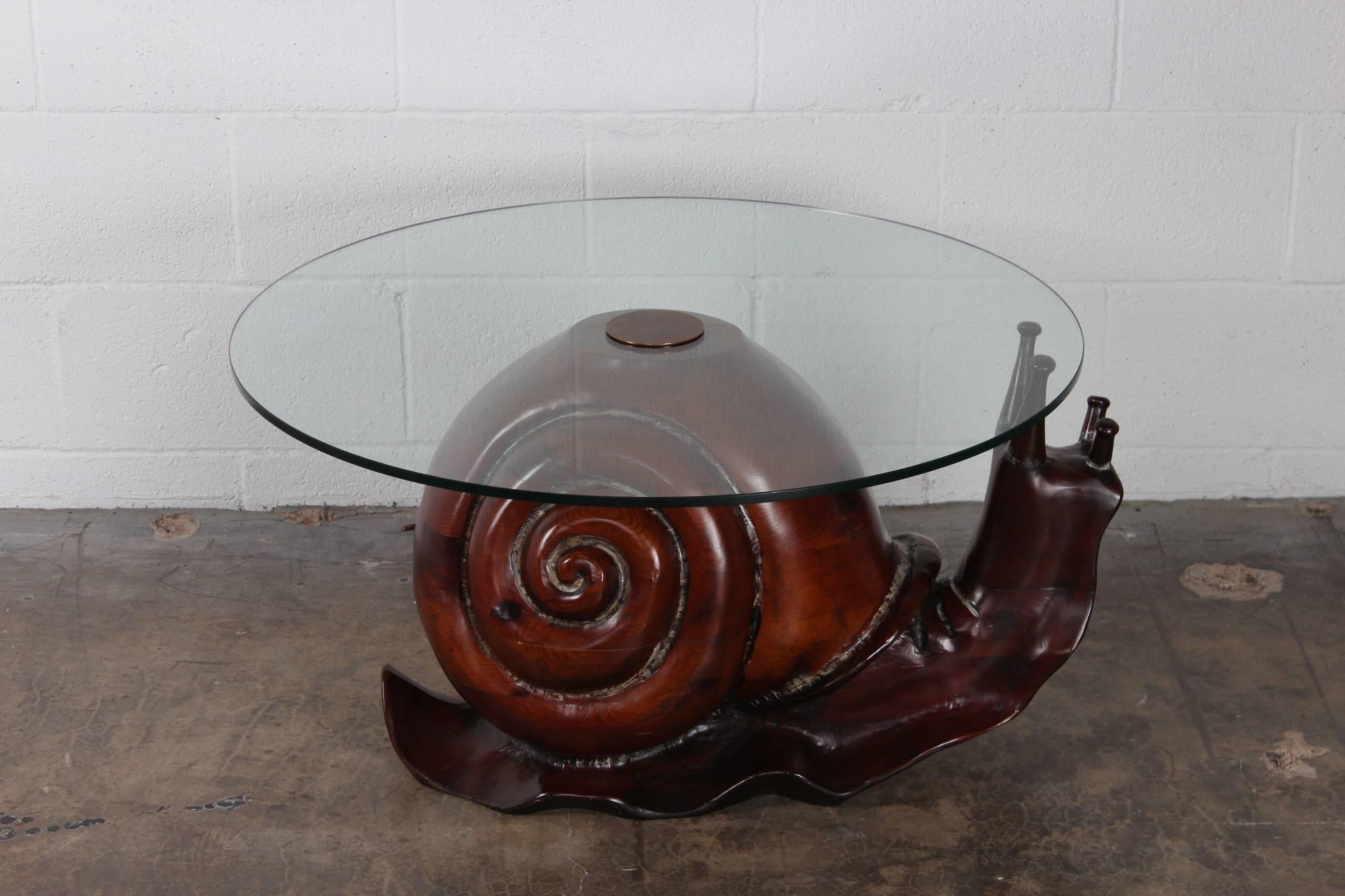 Snail Table by Federico Armijo 2