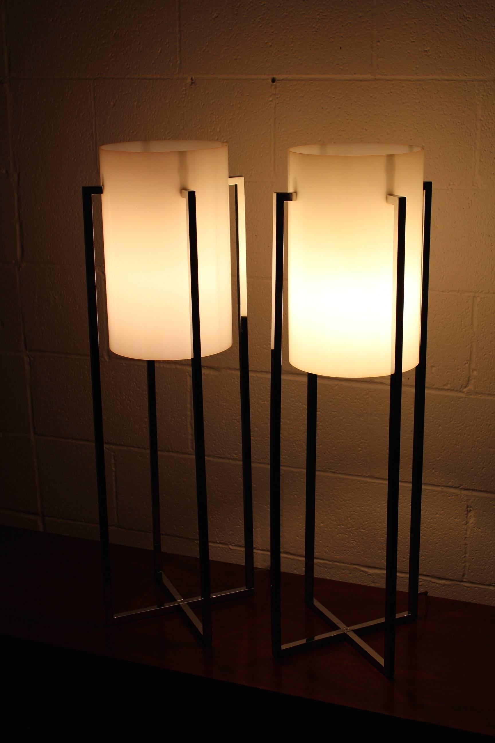 Mid-20th Century Pair of Tall Table Lamps by Sonneman