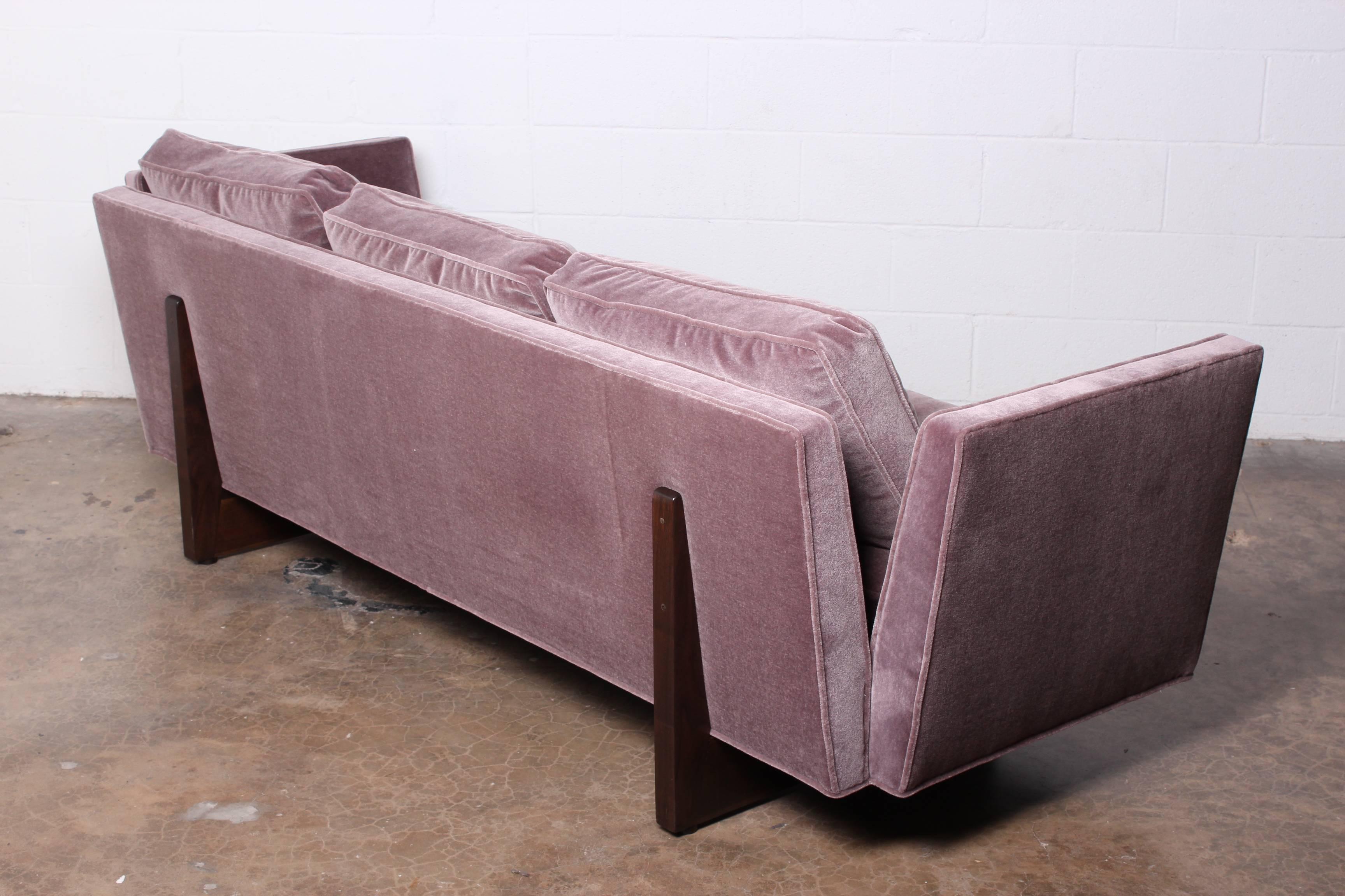 Split Arm Sofa by Edward Wormley for Dunbar 4