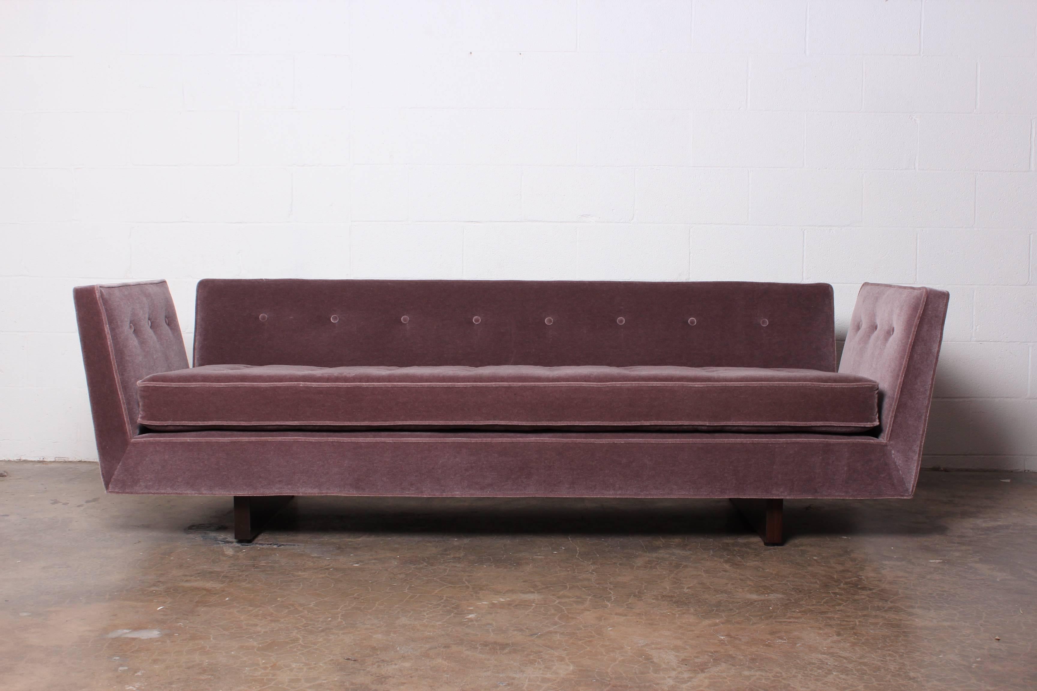 Split Arm Sofa by Edward Wormley for Dunbar 6