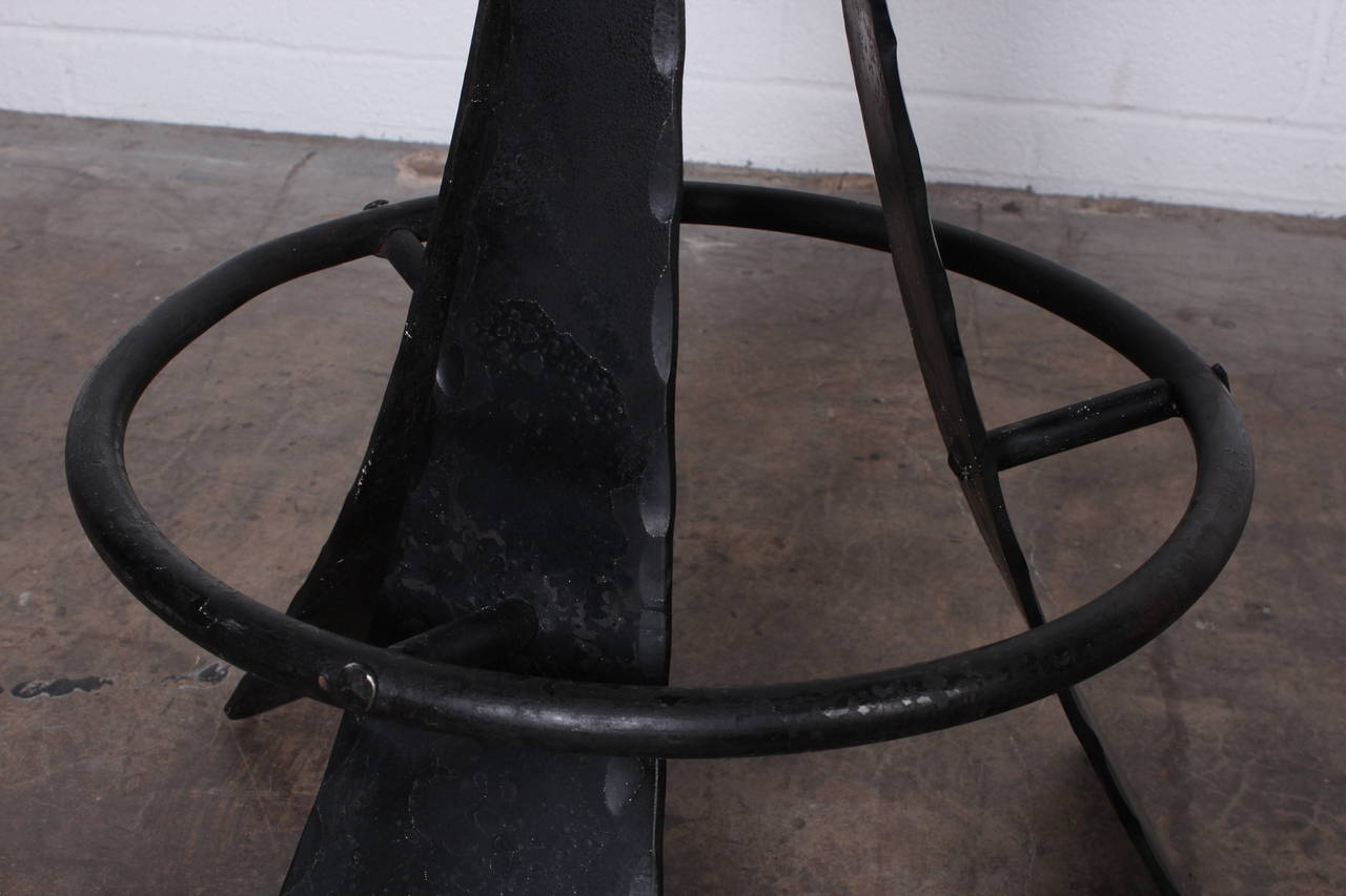 Taburetes de bar de acero forjado Diseñados por John Baldasare en venta 3