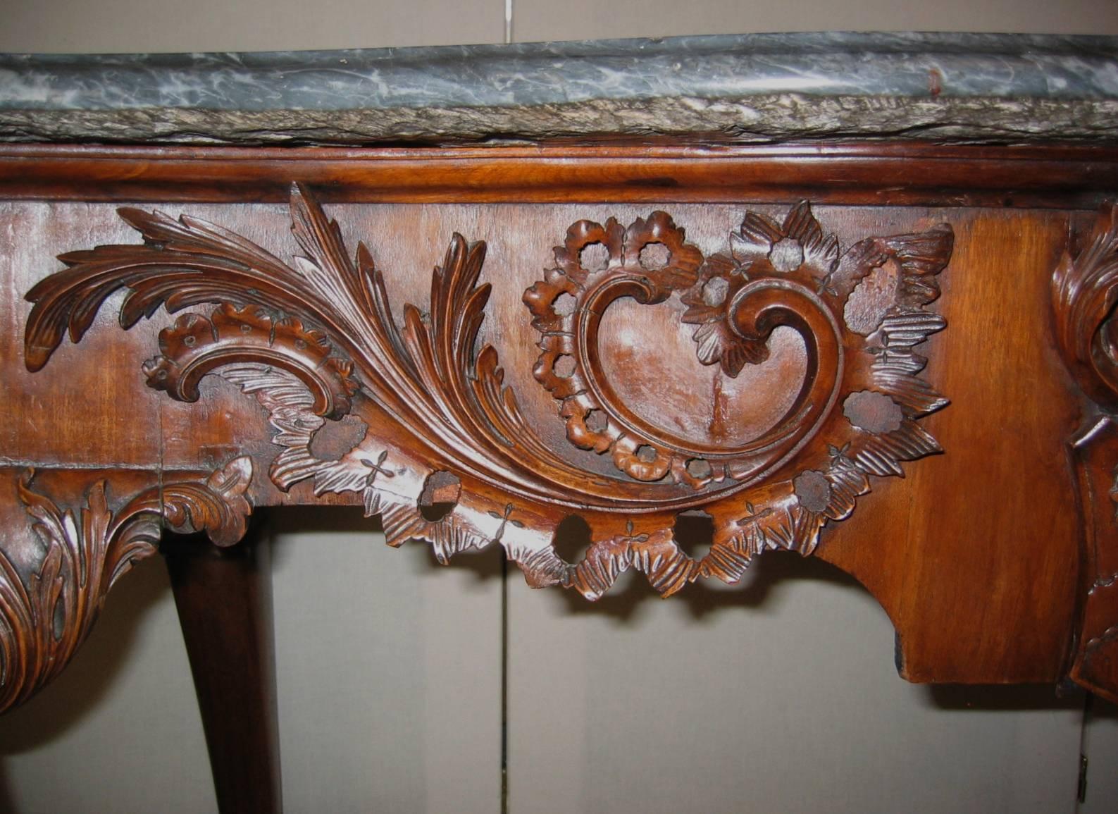 Rococo Scottish or Irish Console with Coat of Arms For Sale