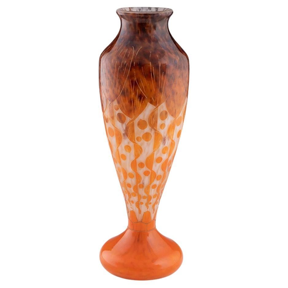 Schneider Le Verre Francais Rubaniers Vase c1925