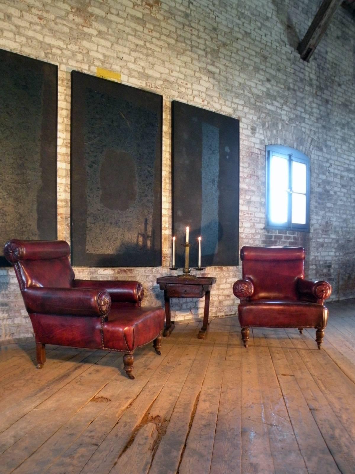 english leather club chair