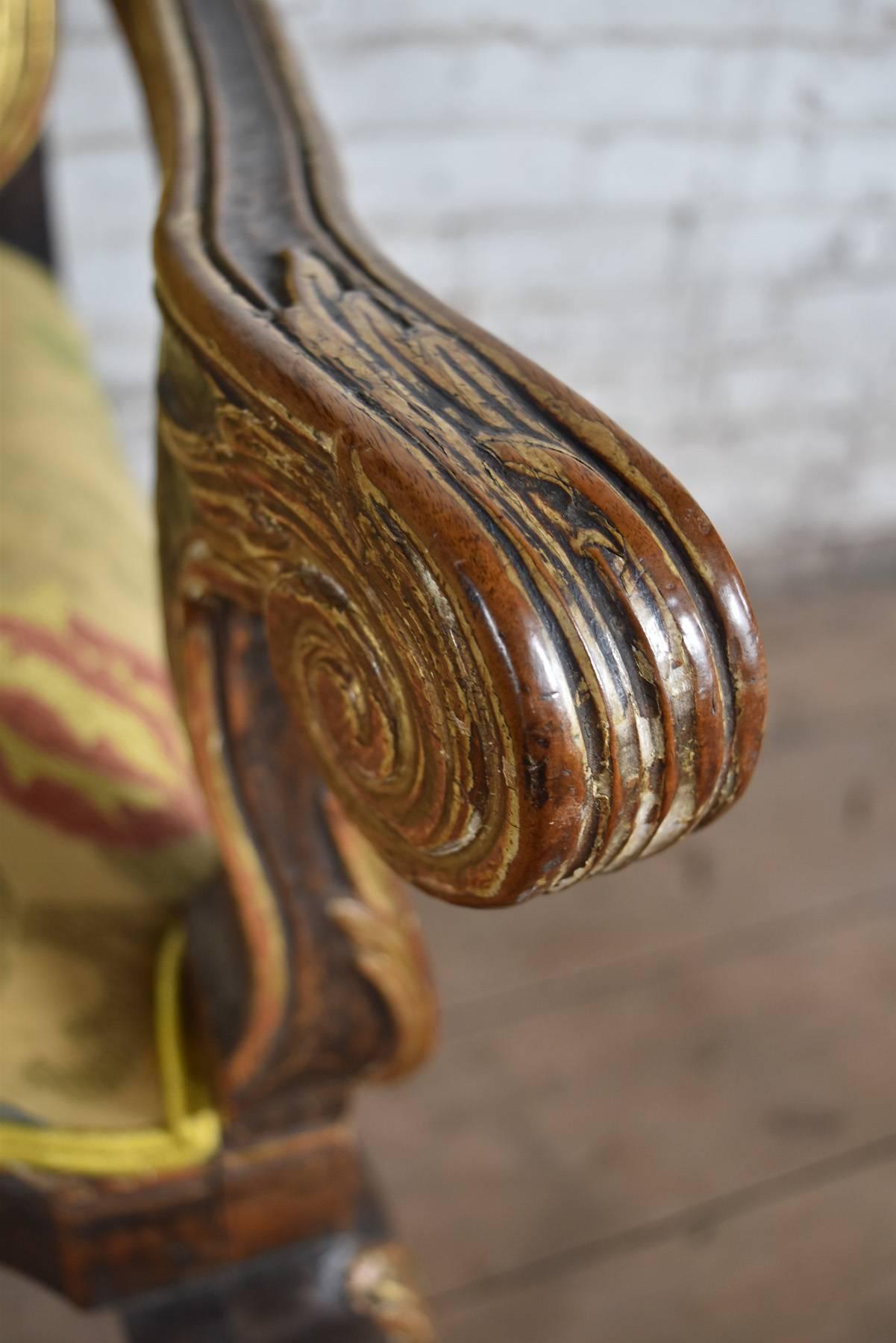 Long 18th Century Carved and Parcel-Gilt Spanish / Portuguese Settee For Sale 3