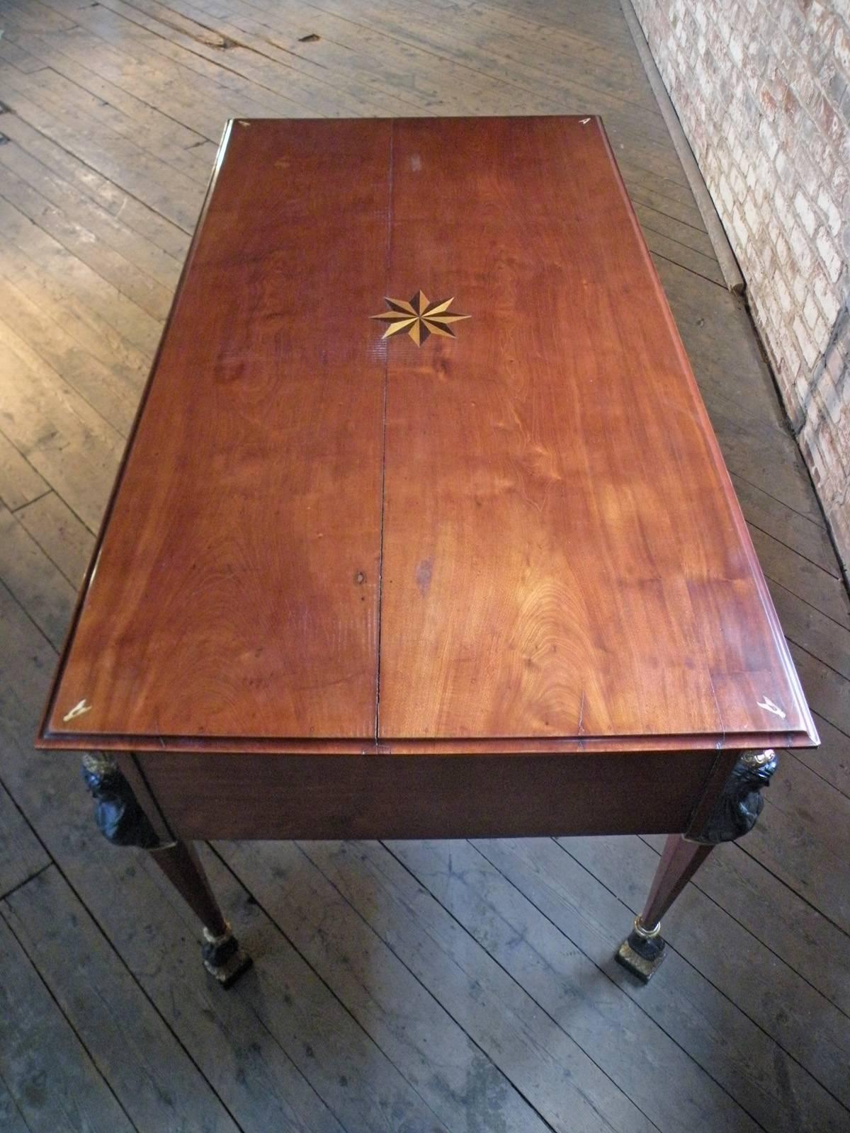 Partner-Schreibtisch aus Empire-Mahagoni des 19. Jahrhunderts im Zustand „Gut“ im Angebot in Troy, NY