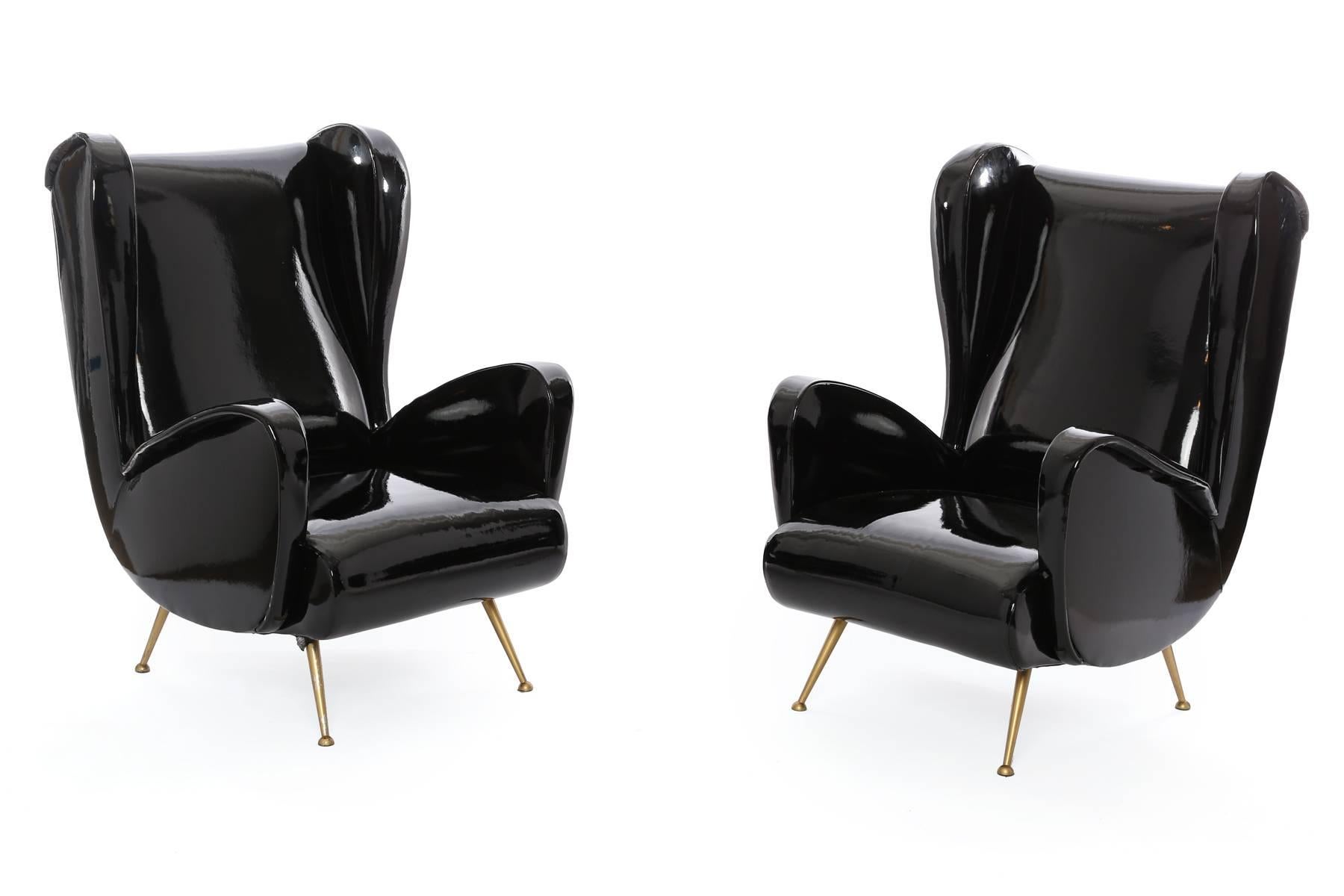 Mid-Century Modern Chic Pair of Patent Leather and Brass Italian Lounge Chairs and Ottoman