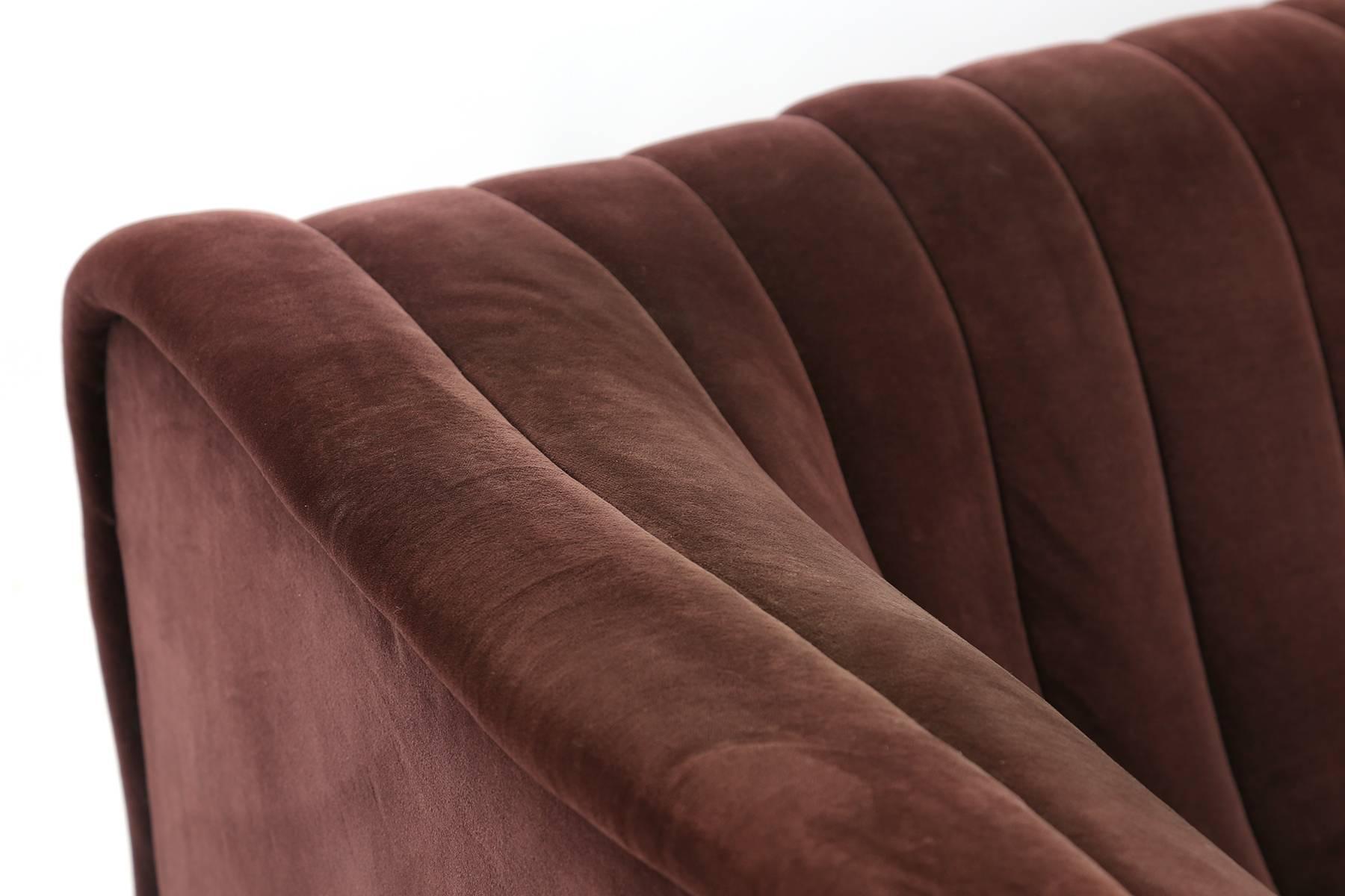 Wonderful Pair of Artima for Turner Velvet Loveseats In Good Condition In Phoenix, AZ