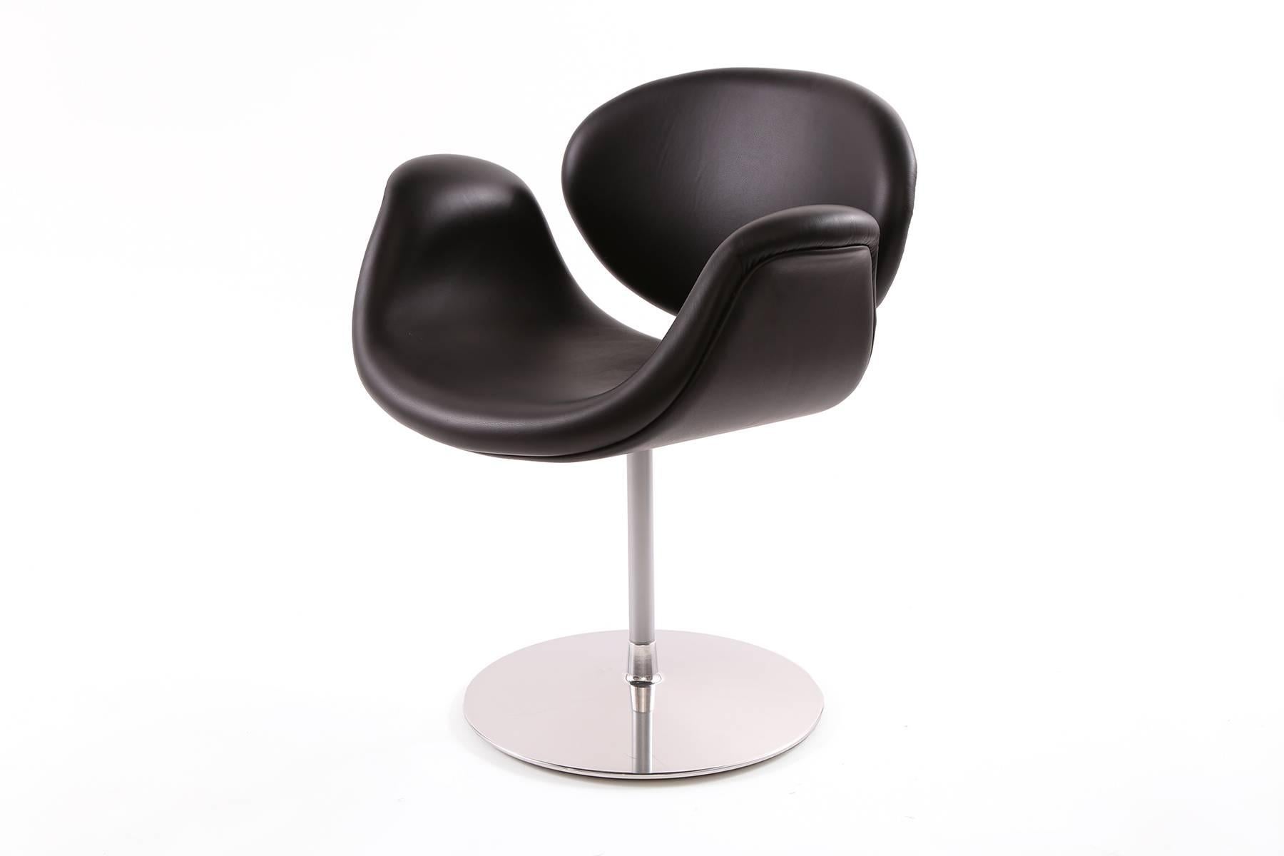 leather tulip chair