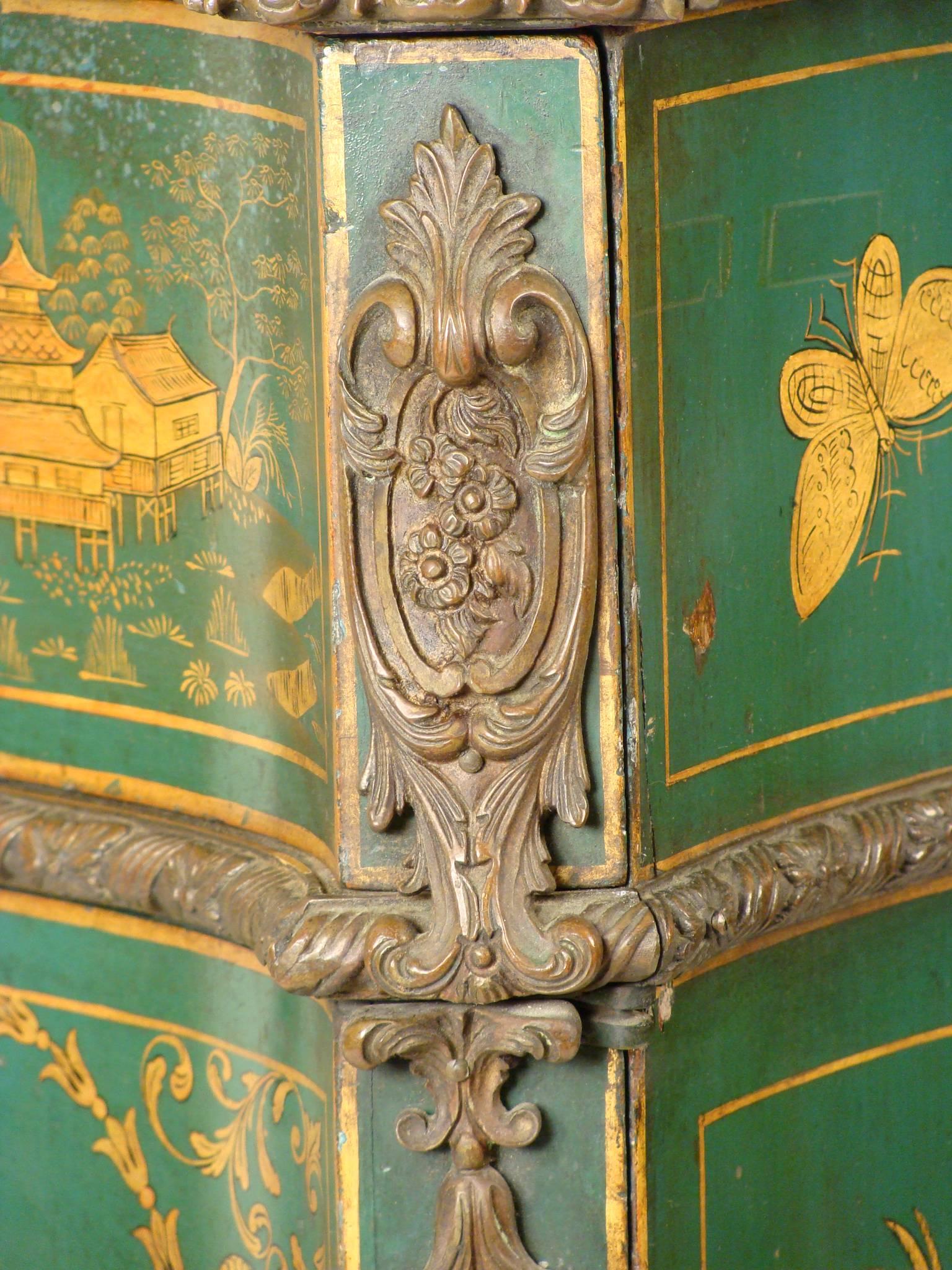 Green Chinoiserie Decorated George III Cabinet 3