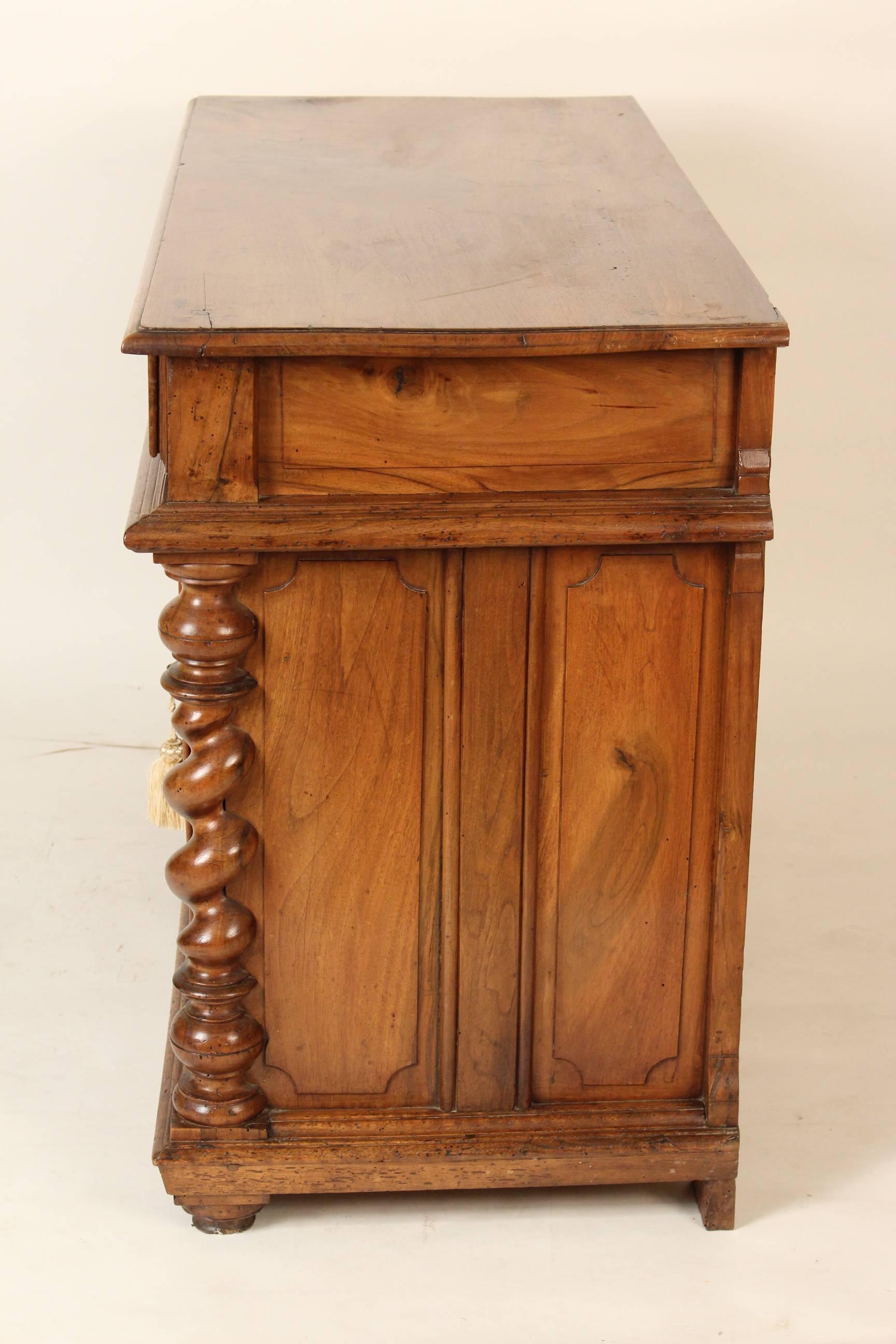 Louis XIV style walnut buffet, late 19th century. The walnut used to make this buffet is top quality. This buffet has excellent color.