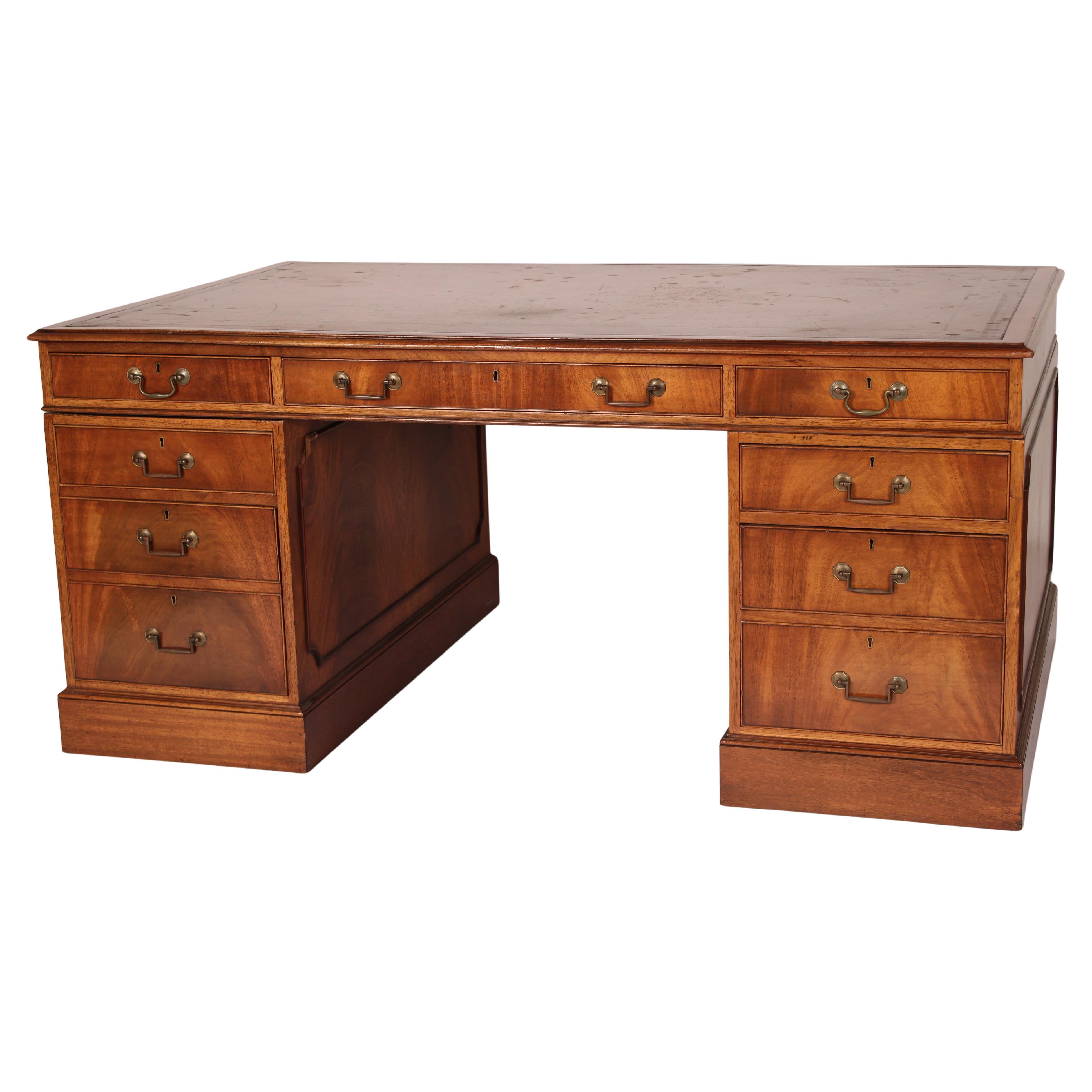 Bureau d'associés en acajou de style George III