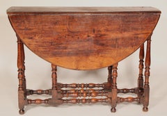 Antique William and Mary Style Oak Gateleg table