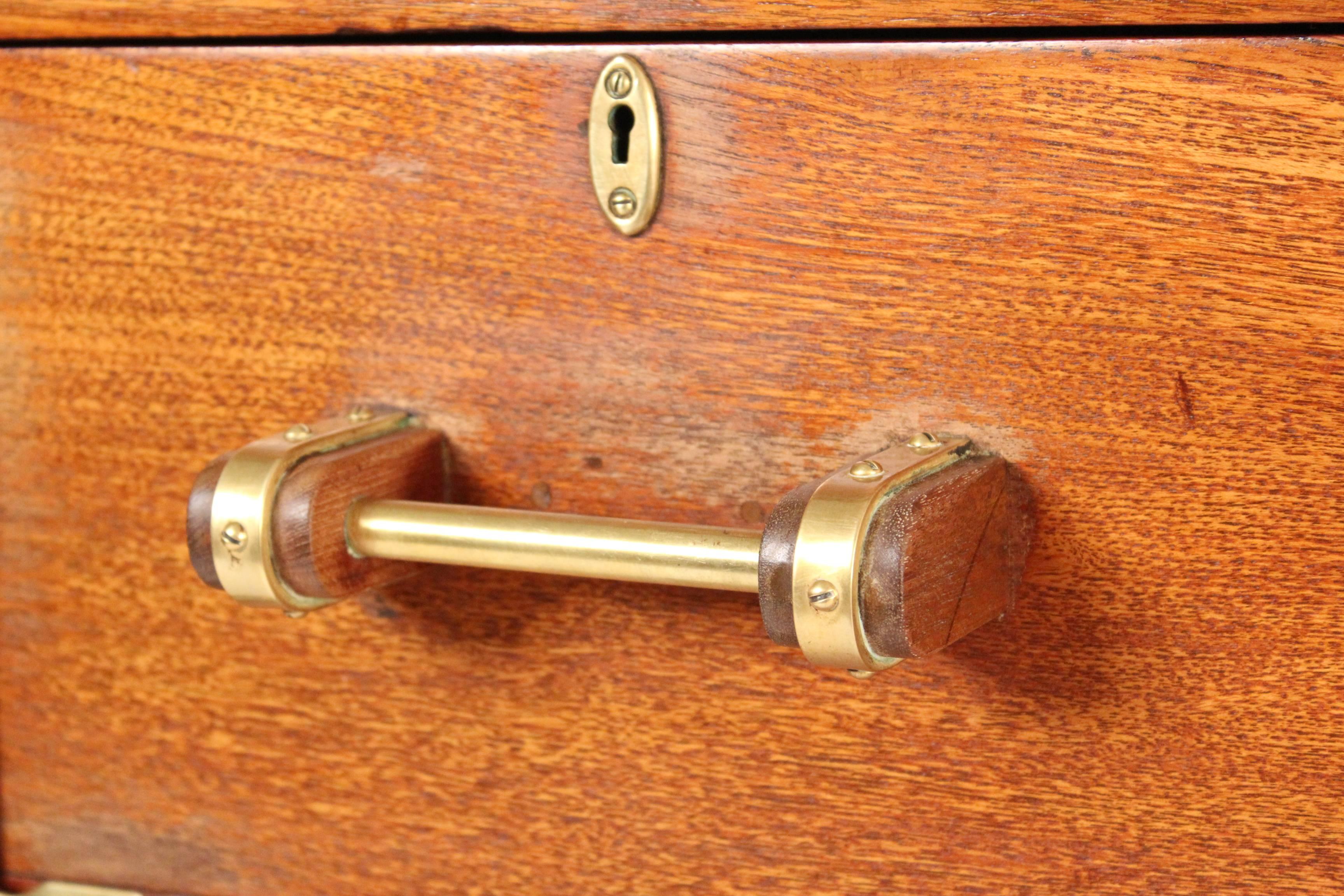 Ships Chest of Drawers In Good Condition In Laguna Beach, CA