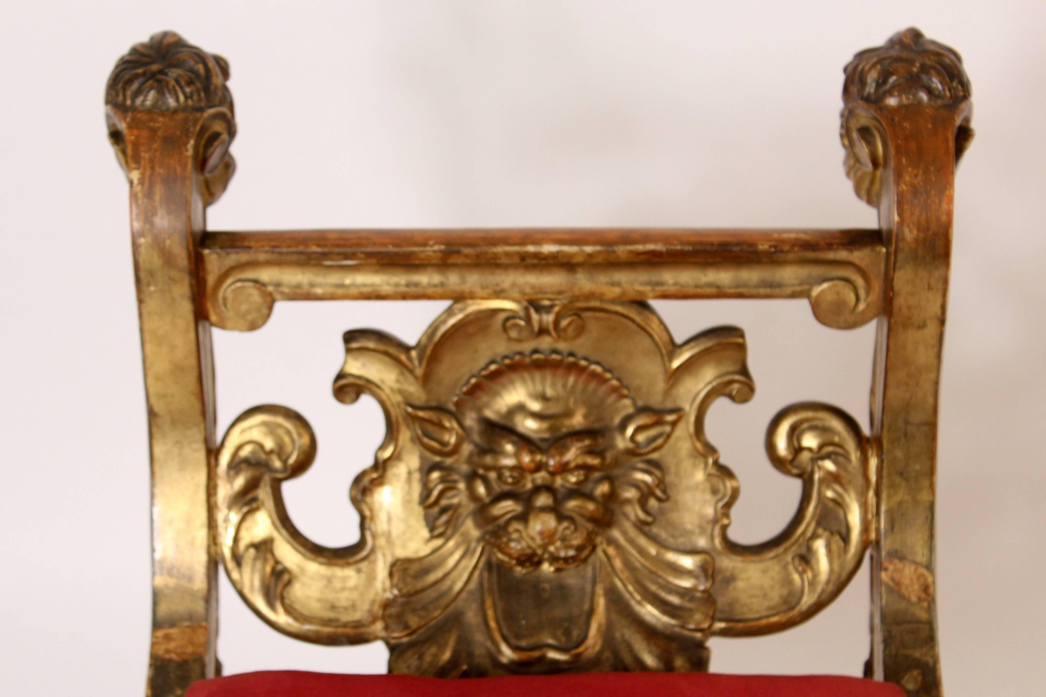 Banc en bois doré de style Renaissance en vente 1