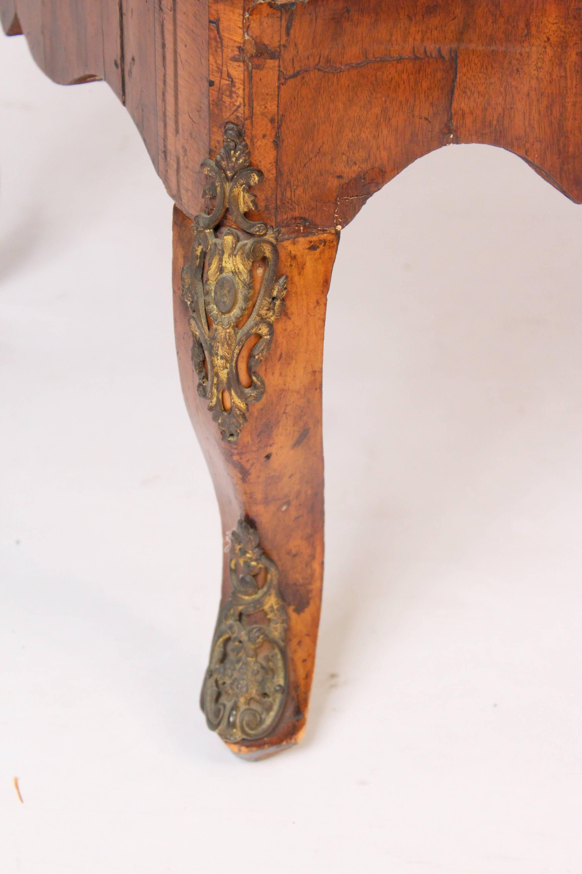 European Louis XV Style Burl Walnut Knee Hole Desk