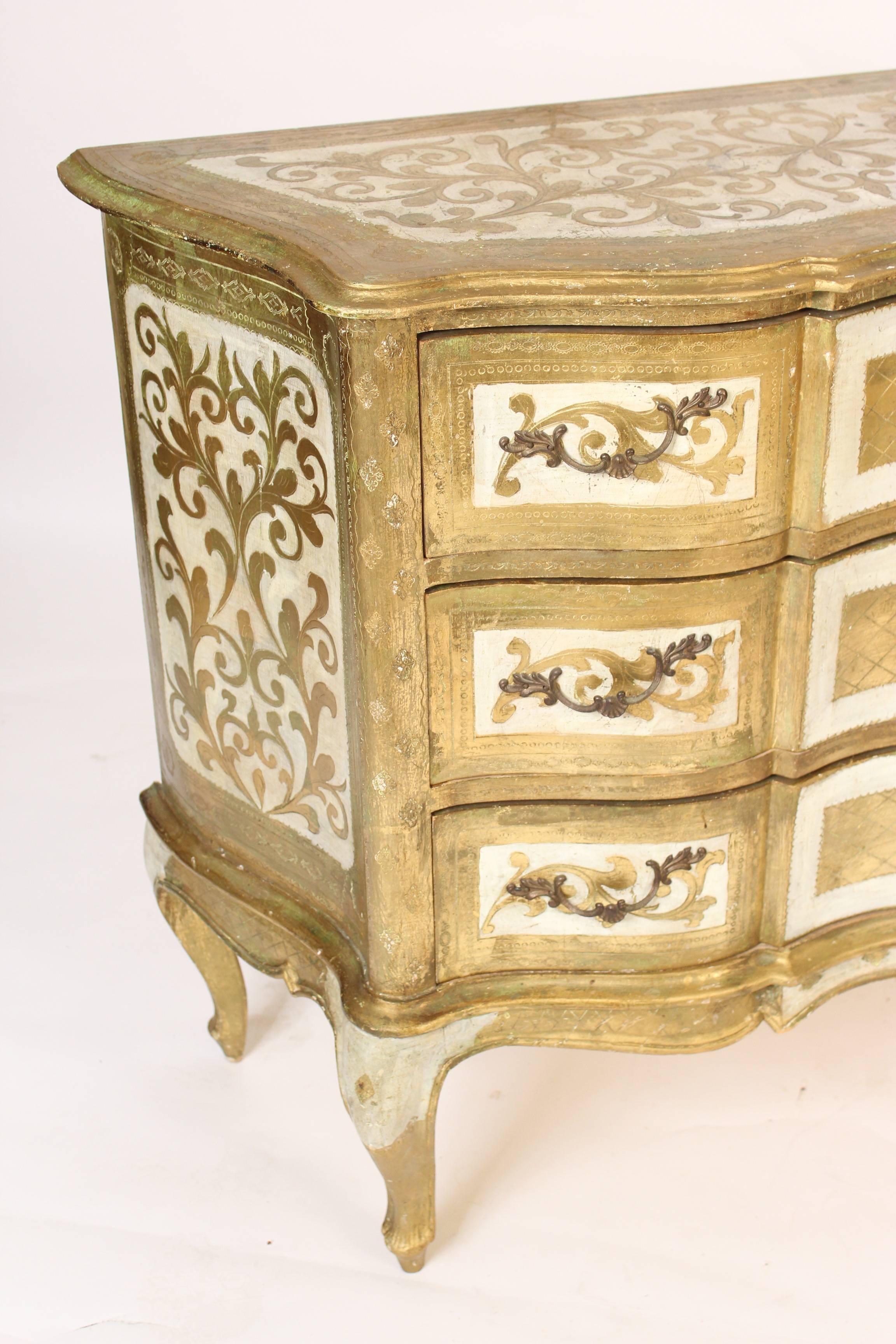 Pair of Italian Louis XV Style Commodes In Good Condition In Laguna Beach, CA