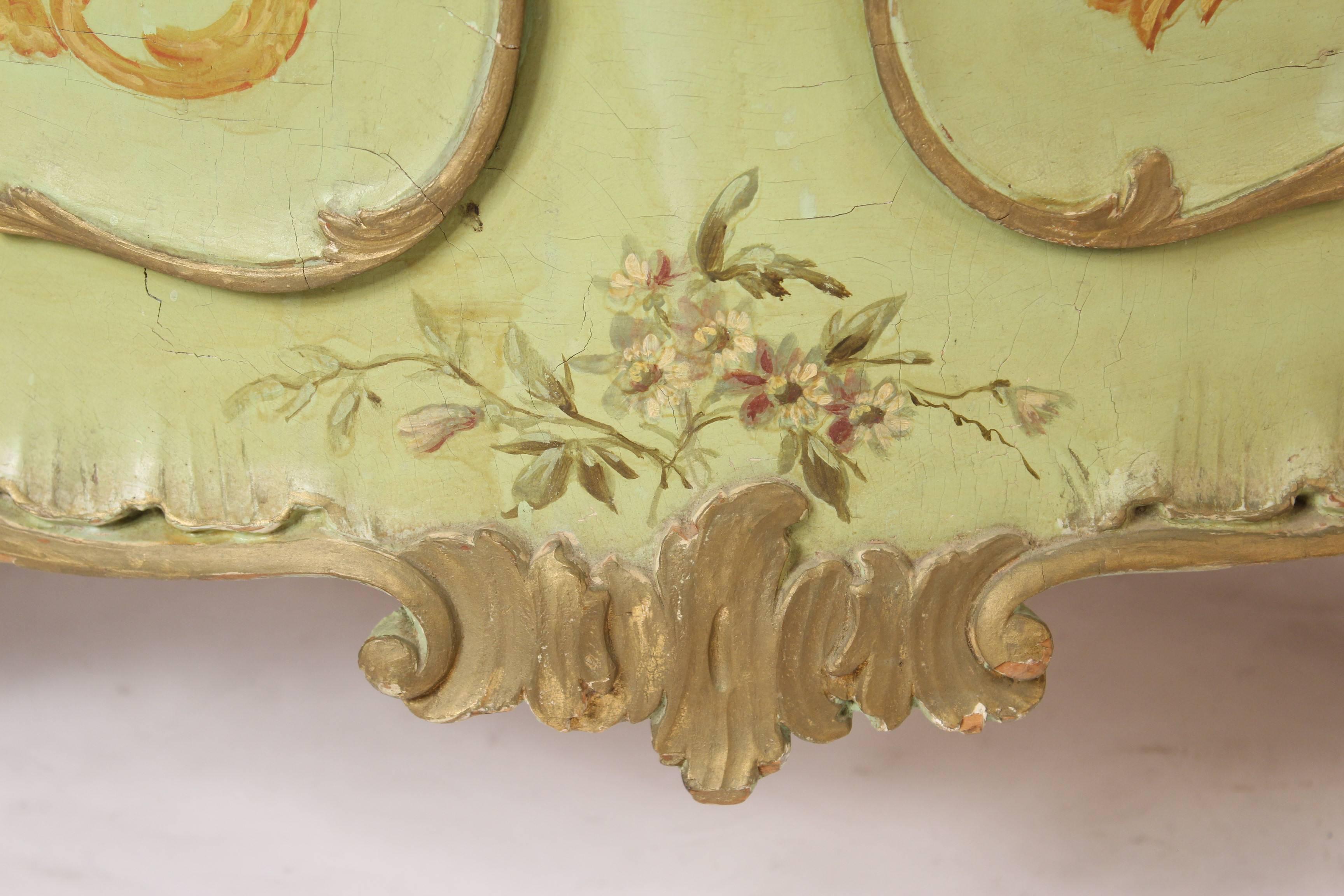 Mid-20th Century Italian Louis XV Style Painted Cabinet For Sale