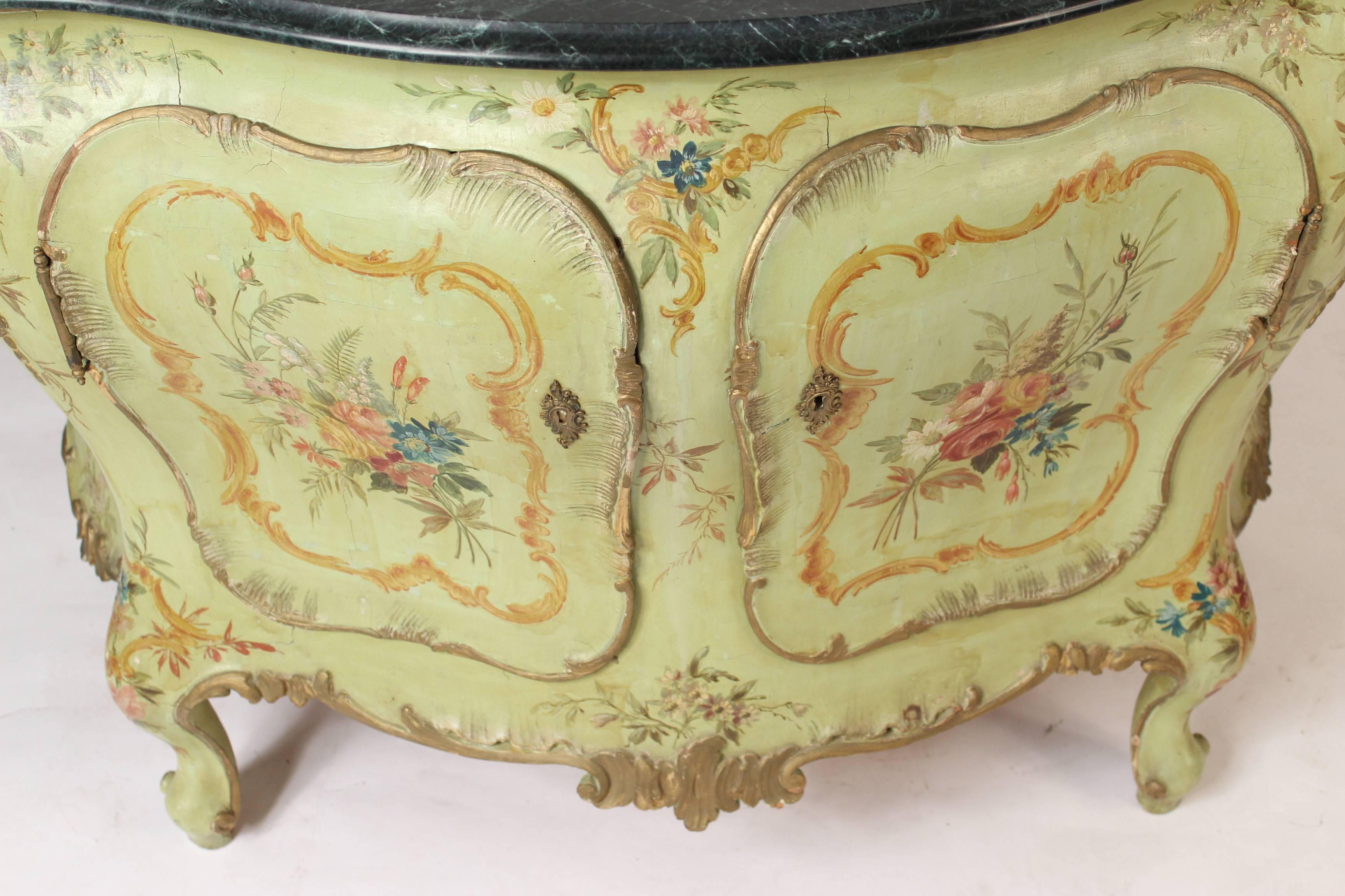 Italian Louis XV Style Painted Cabinet In Good Condition For Sale In Laguna Beach, CA