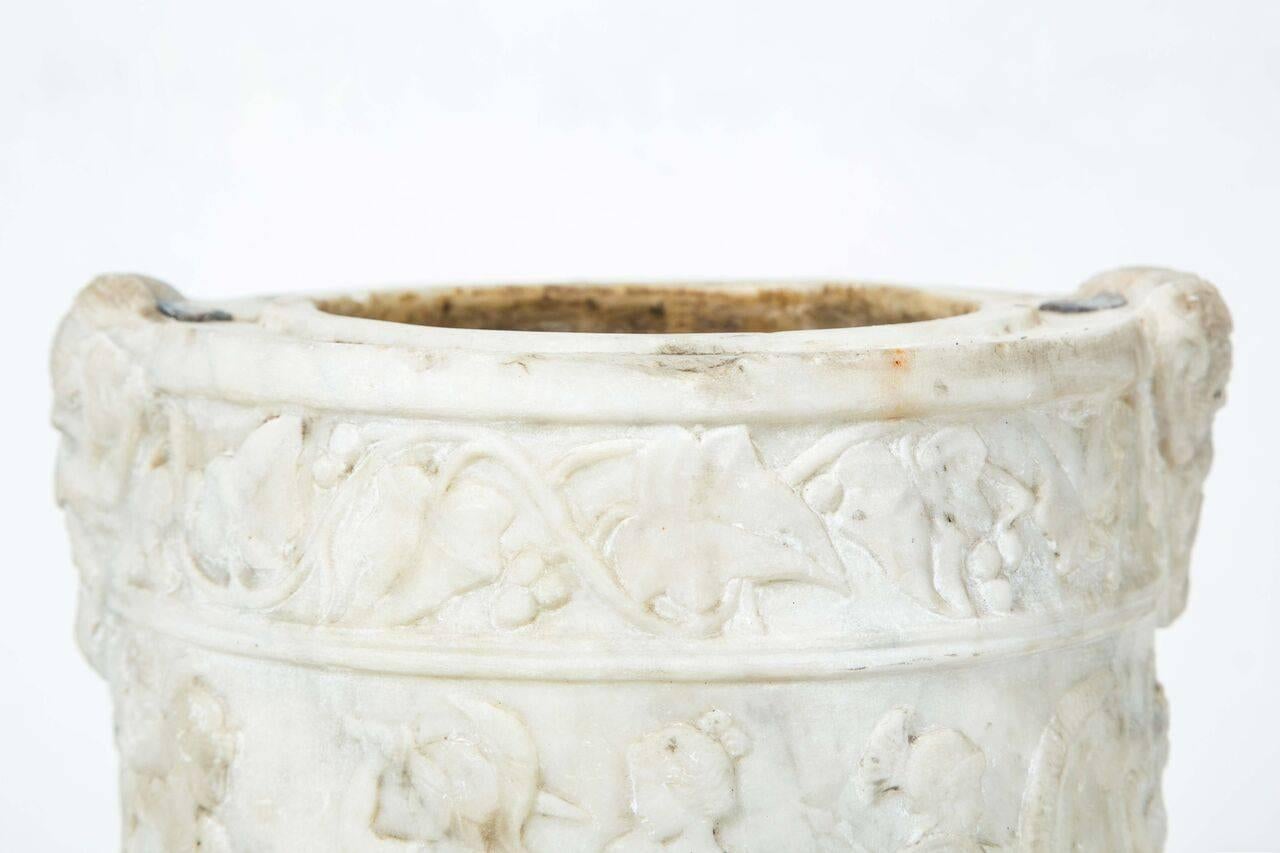 Fine, 16th Century, Marble Urn In Excellent Condition In Newport Beach, CA