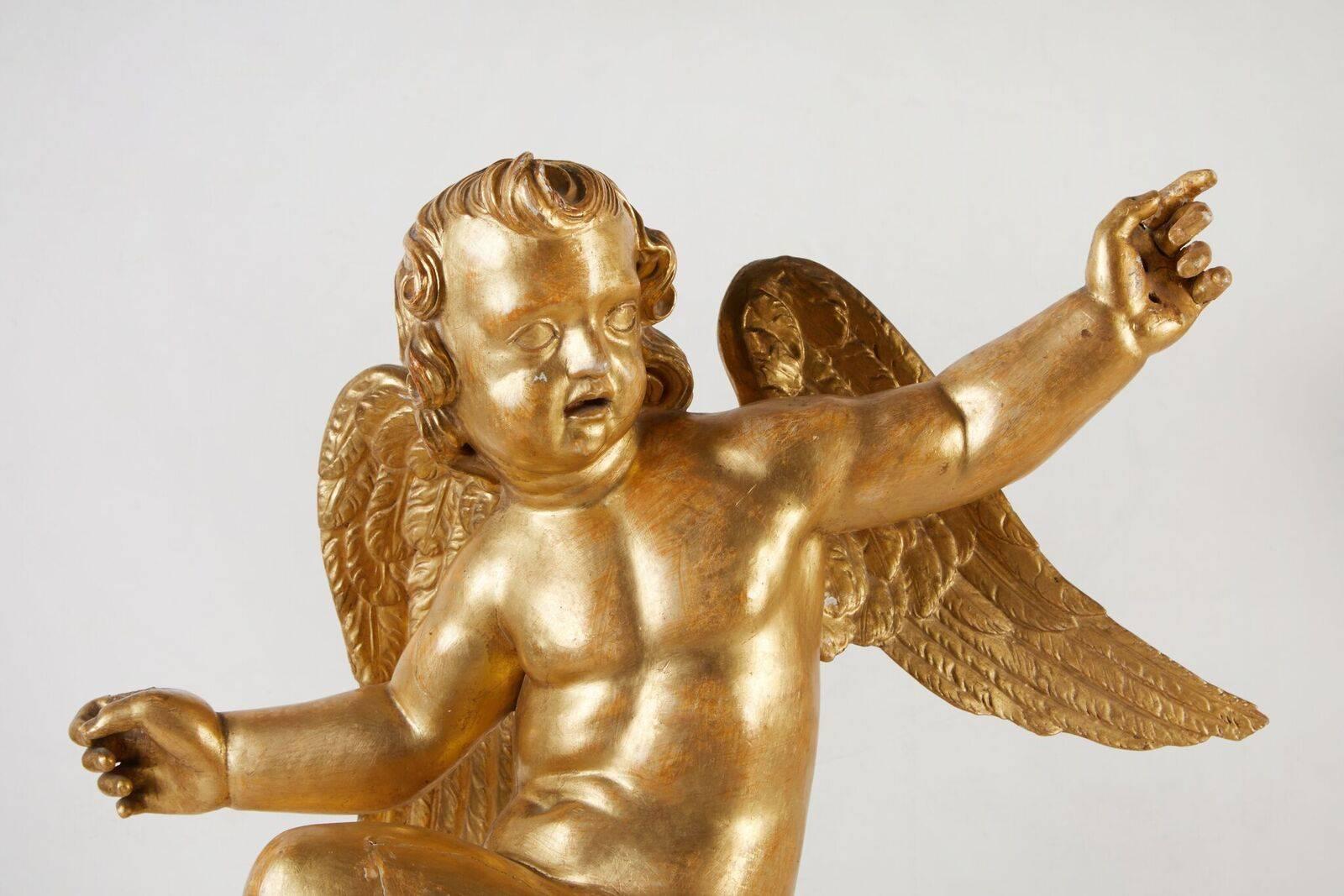 Early 19th Century Pair of Mounted Gilded Altar Angels For Sale
