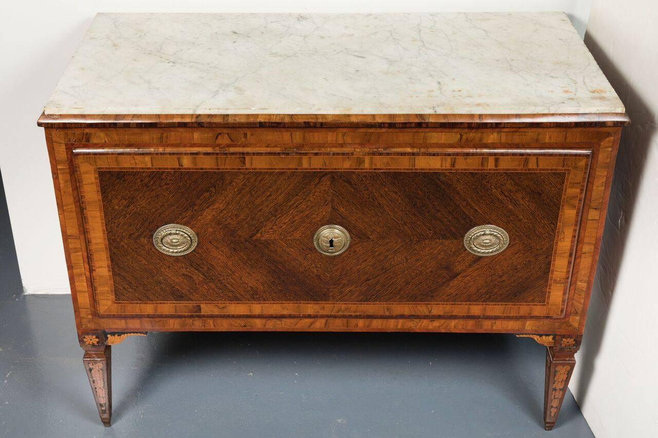 18th Century and Earlier Pair of 18th Century Genovese, Marble-Top Commodes