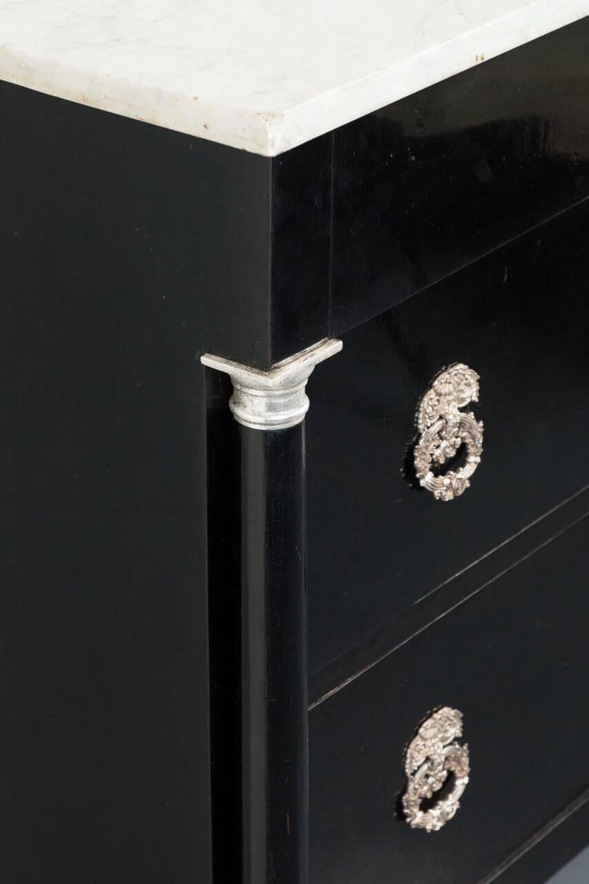 Chic, 19th Century, Neoclassical Ebonized Commode For Sale 1