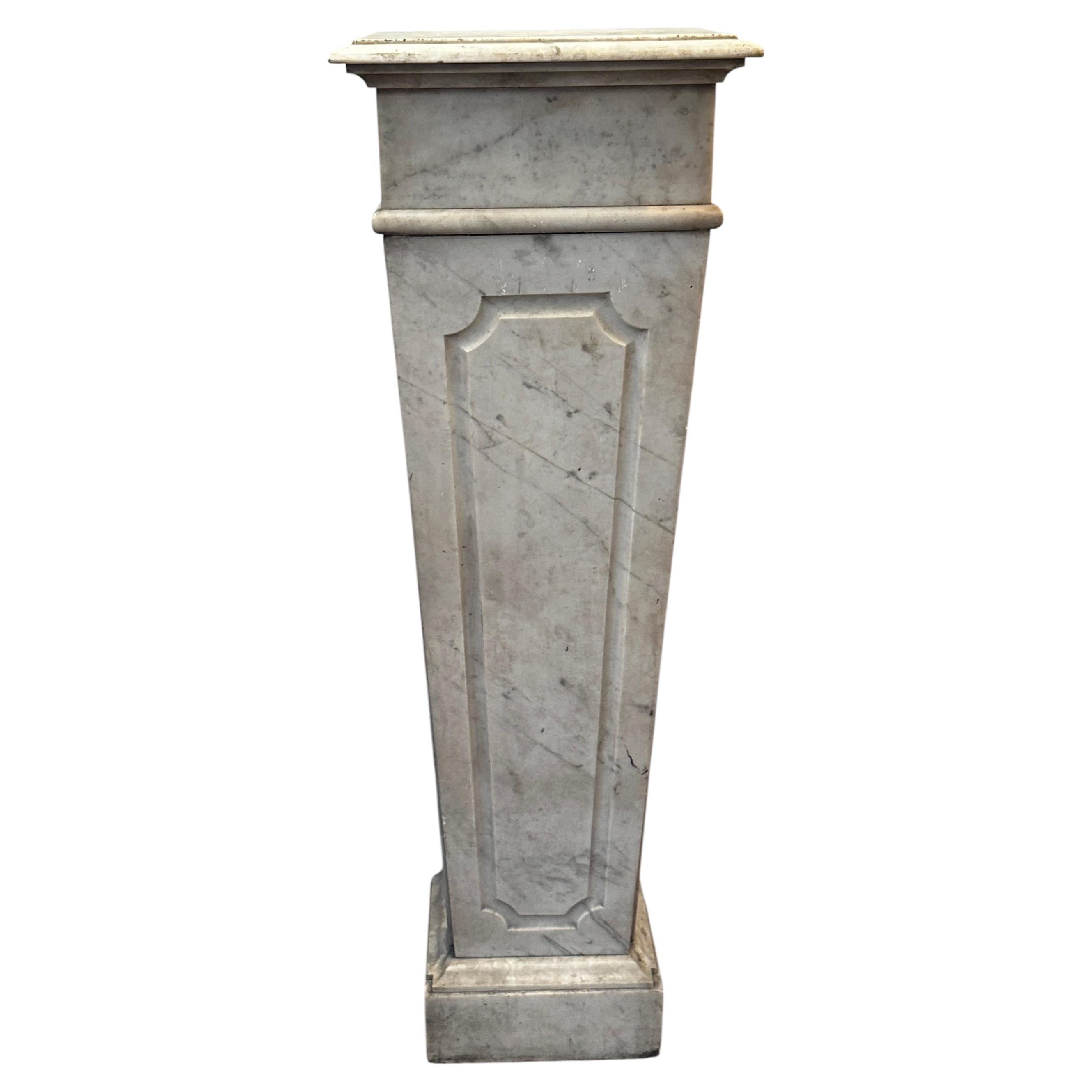 Italian 19th Century Carrara Marble Pedestal For Sale