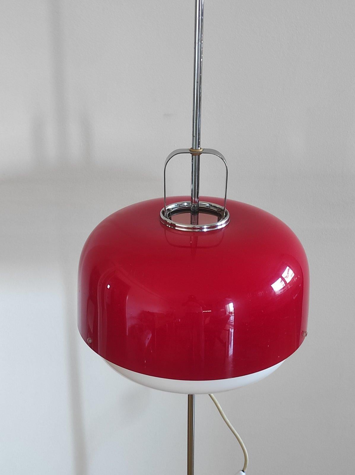 1970s Medusa Floor Lamp By Lugi Mssoni For Guzzini Meblo For Sale 3