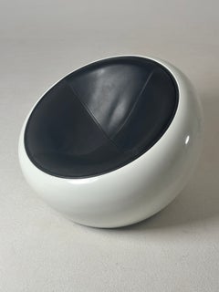 Eero Aarnio Half Dome Longue Chair.