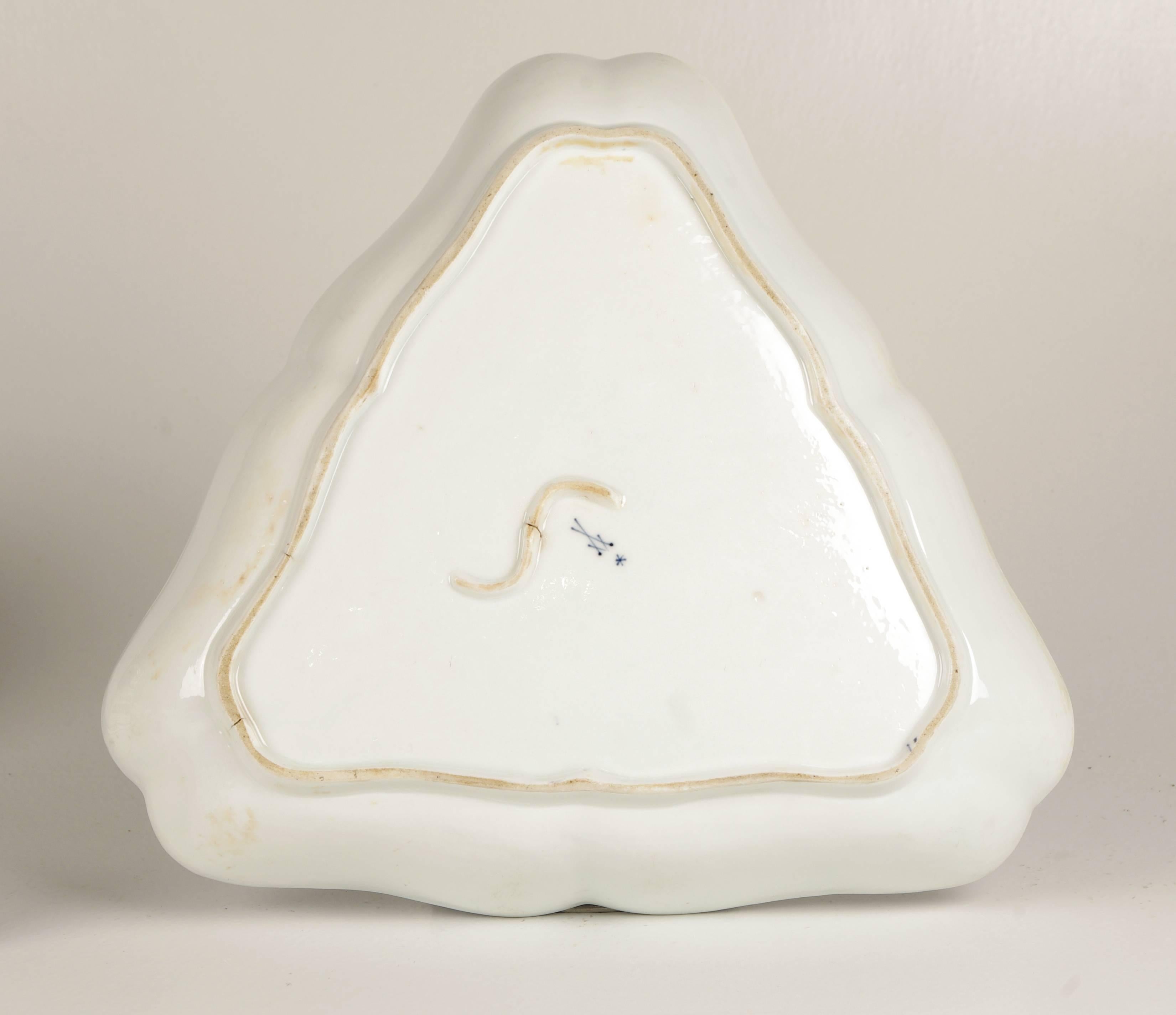 Large 18th Century Marcolini Meissen Blue and White Triangular Dish In Excellent Condition In St. Louis, MO