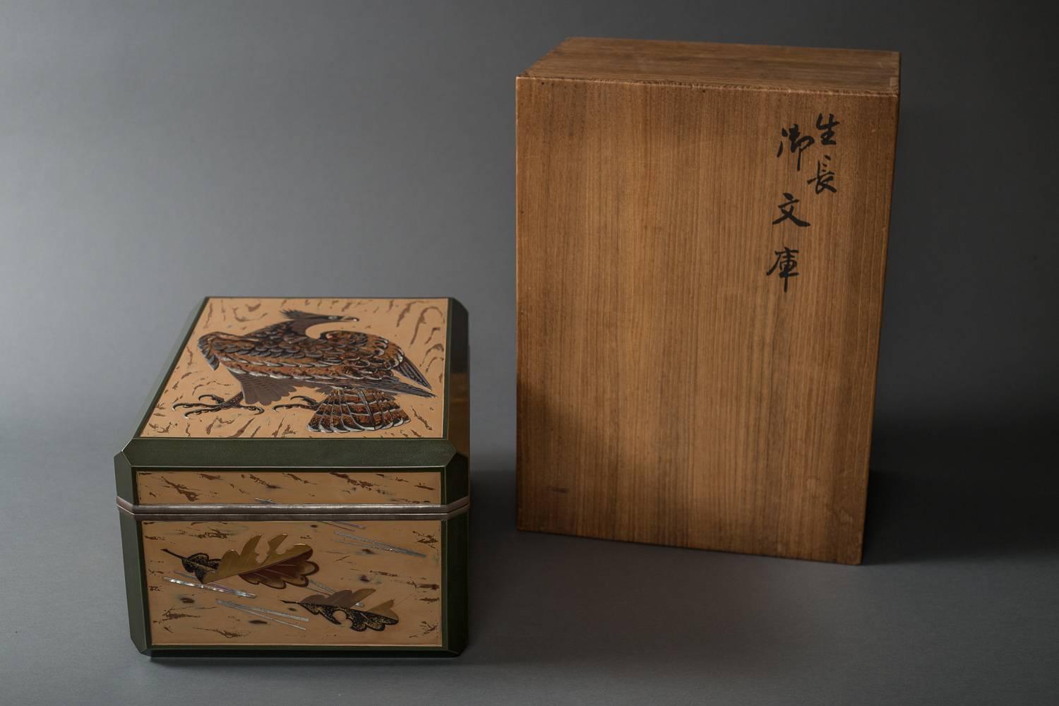 Japanese Antique Lacquer Document Box with Elaborate Hawk and Faux Oak Grain For Sale 6