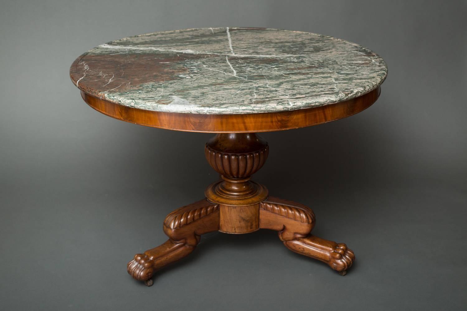 With green veined marble top and paw feet with casters.
Provenance: Gene Tyson, NY.