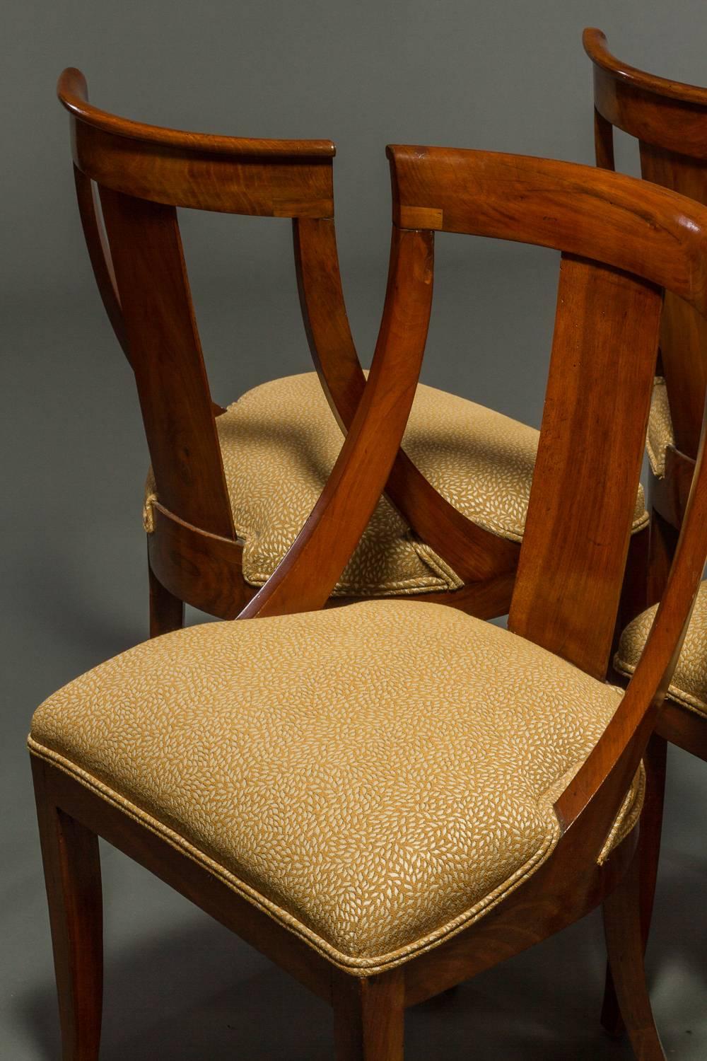 Set of Four Biedermeier Chairs In Excellent Condition In Hudson, NY