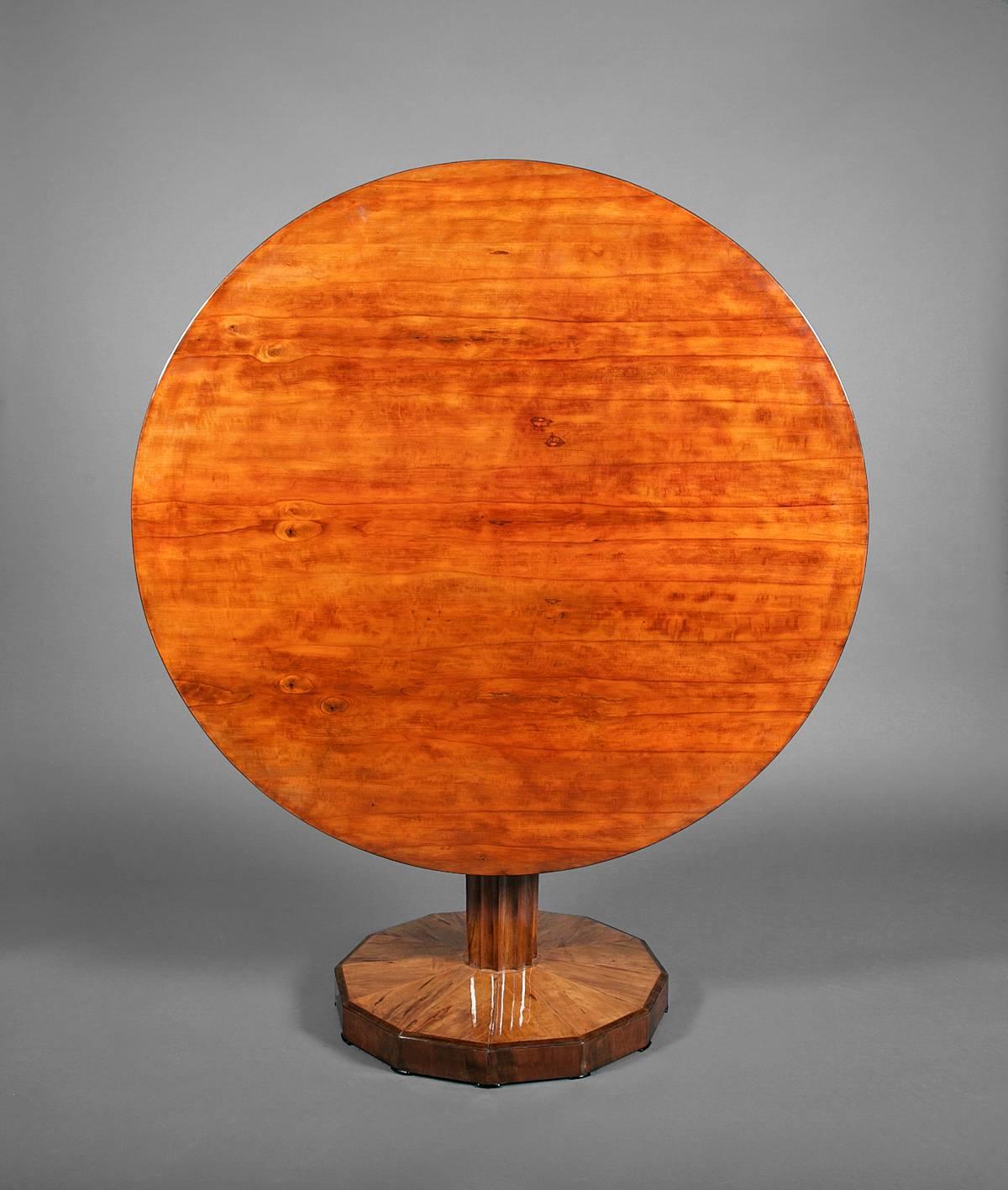 Biedermeier Walnut Tilt-Top Table In Excellent Condition In Hudson, NY