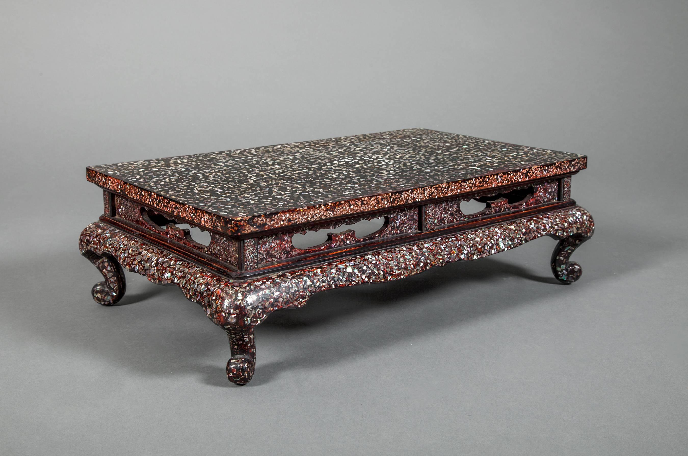 Japanese Lacquered Wood Table In Excellent Condition In Hudson, NY