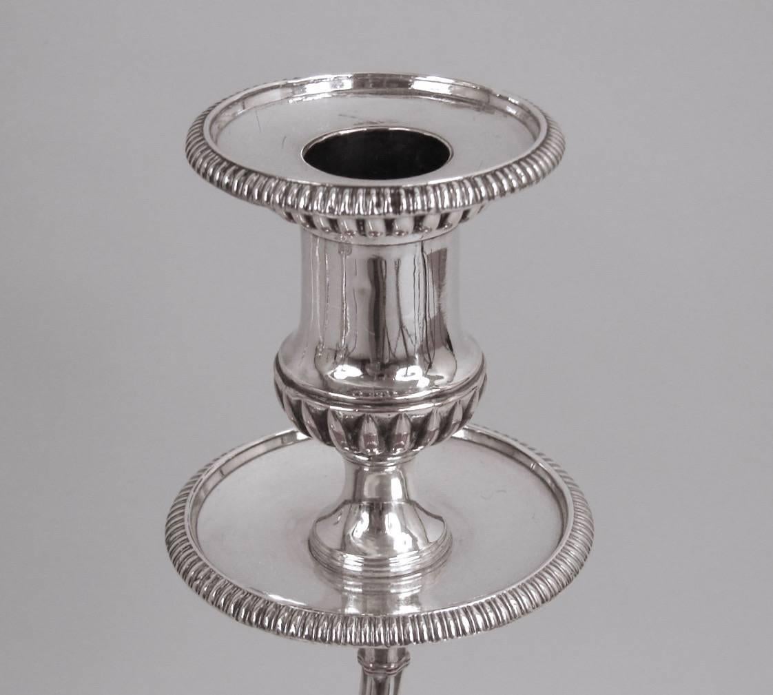 Pair of English Silver Plate Three-Light Convertible Columnar Candelabra In Good Condition In San Francisco, CA