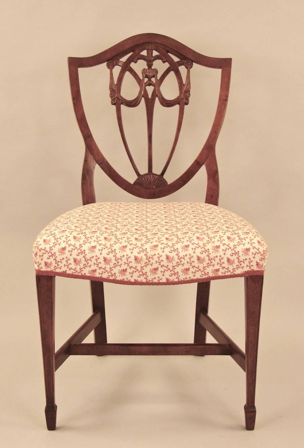English Set of Eight Hepplewhite Style Mahogany Dining Chairs