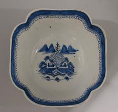 Chinese Export Canton Petal Form Bowl