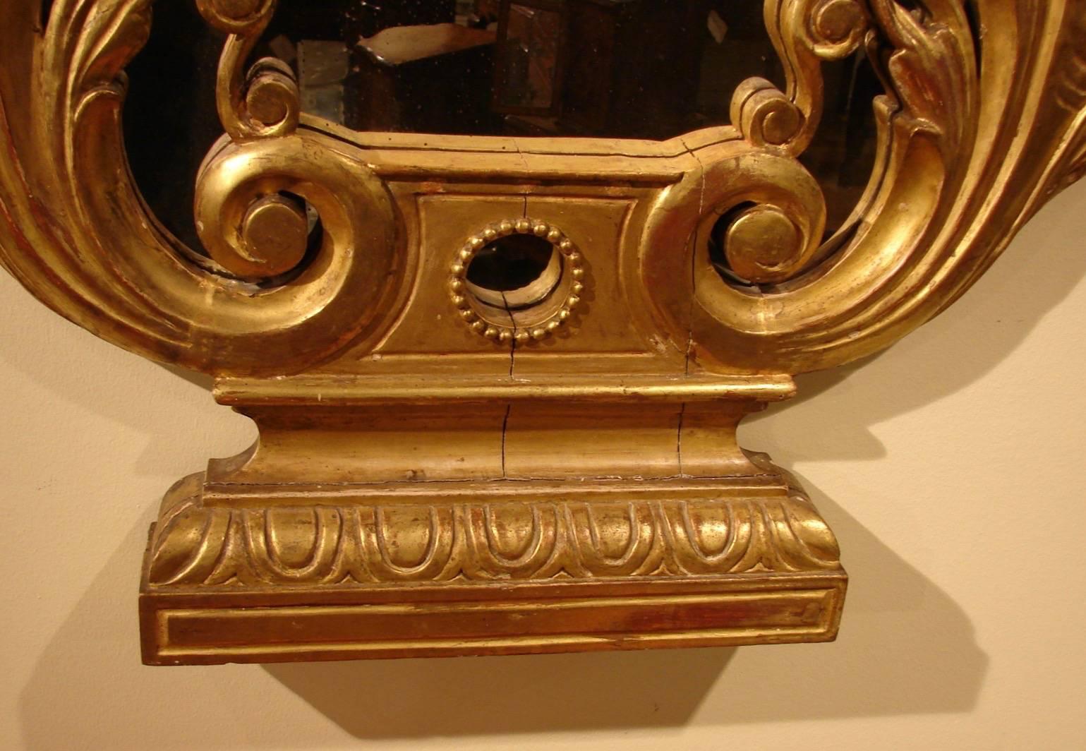 Italian Lyre Form Giltwood Mirror Retaining Original Plate In Good Condition In San Francisco, CA
