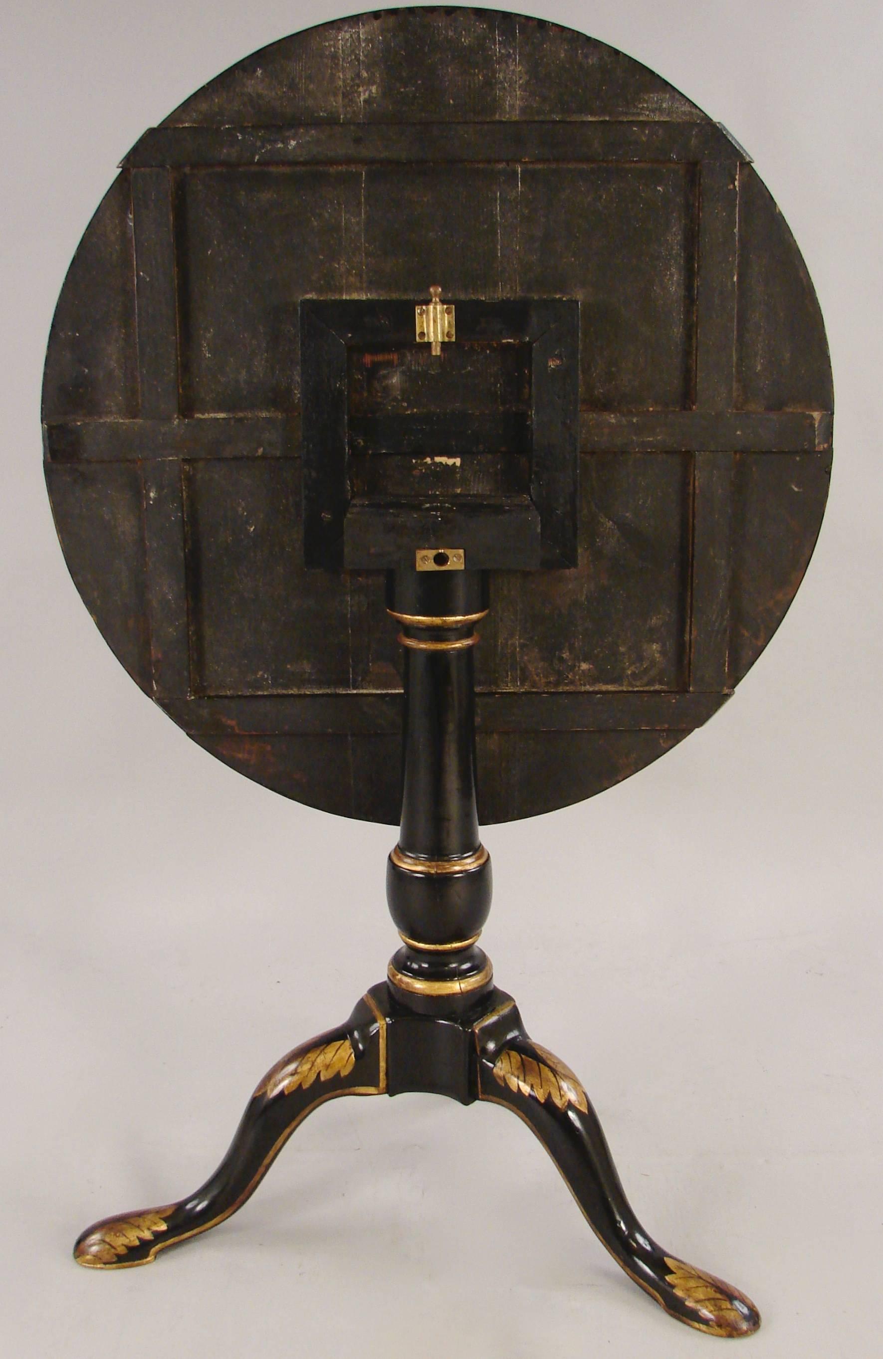 Georgian George III Style Chinoserie Black and Gilt Lacquer Tripod Table