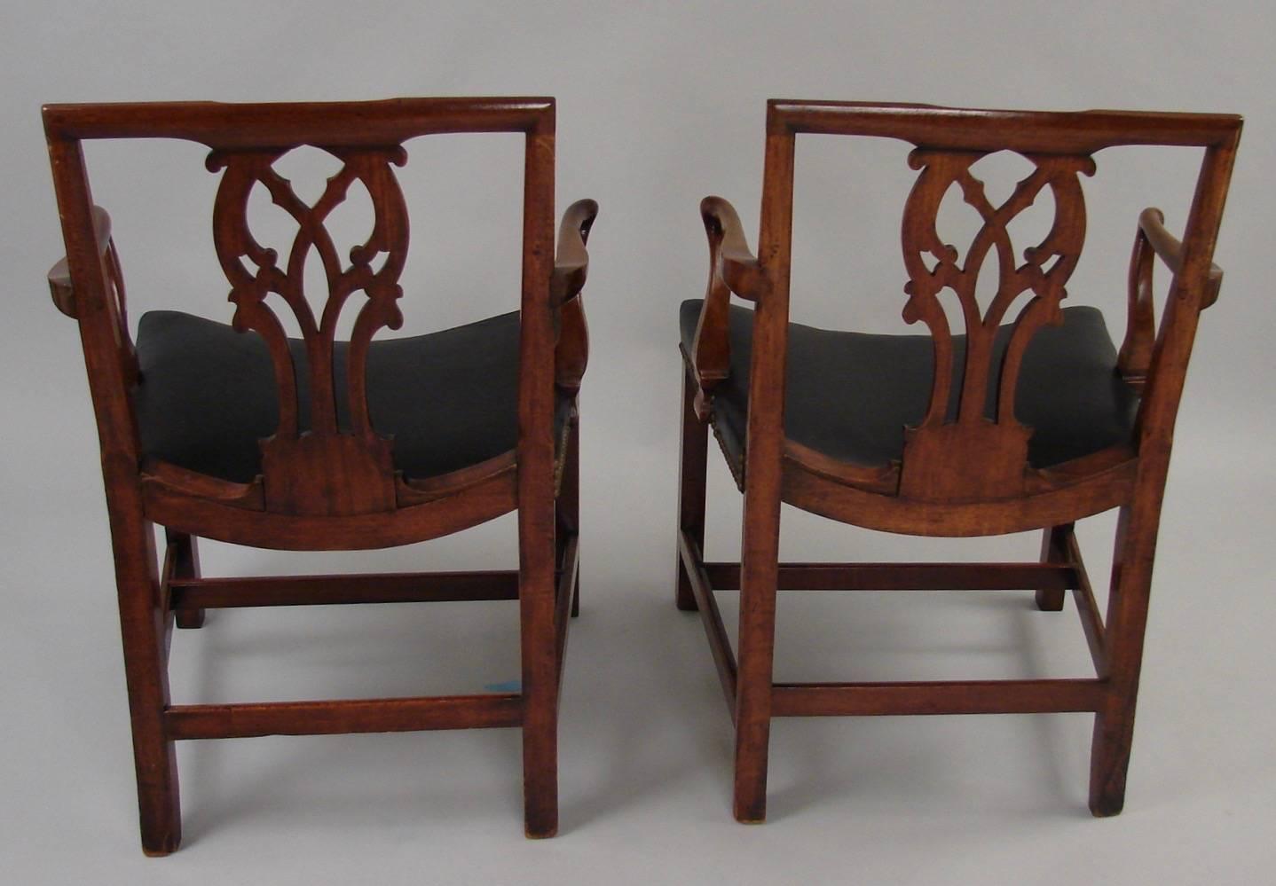 English Set of 4 Georgian Mahogany Leather Upholstered Armchairs