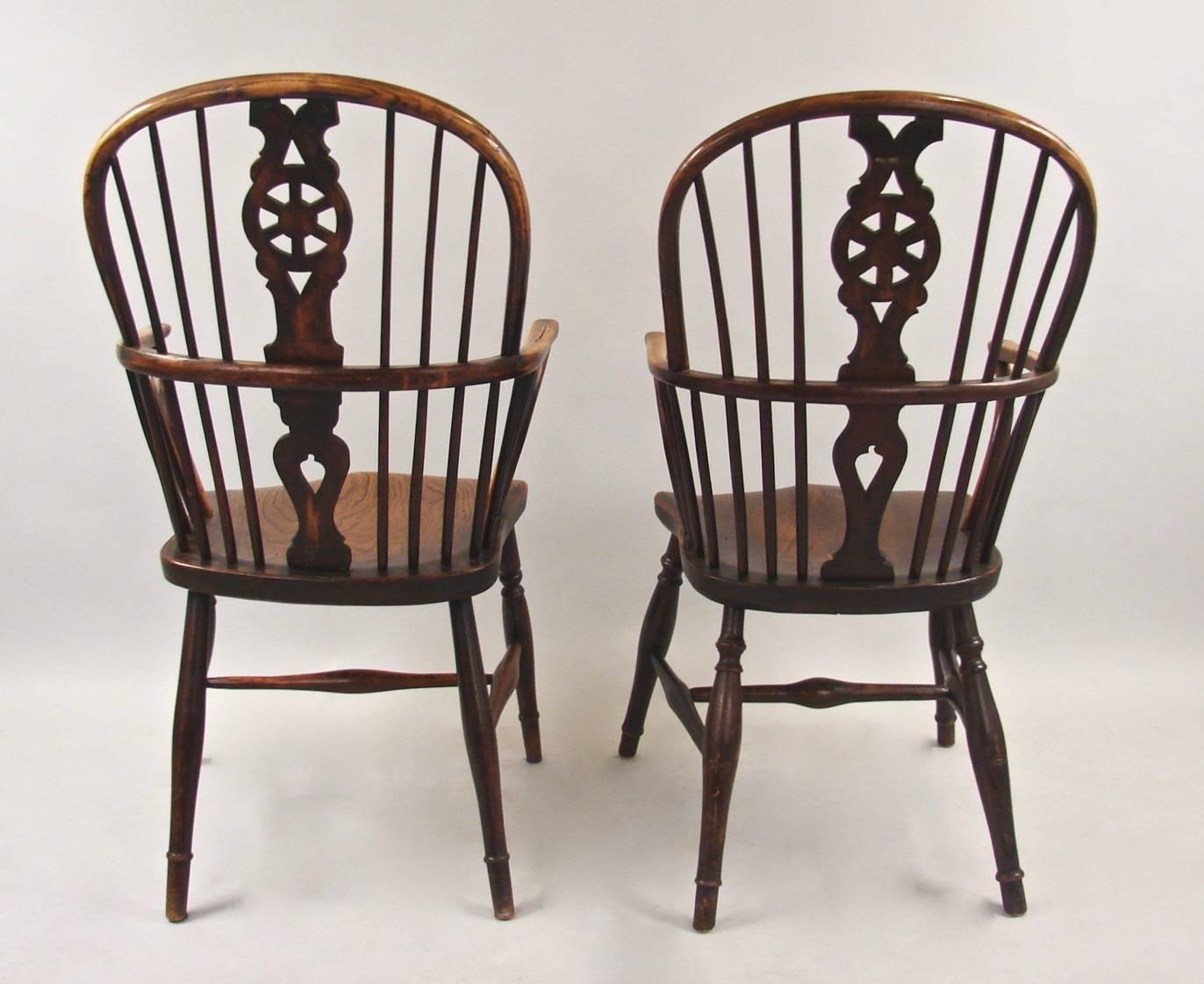 Mid-19th Century Matched Pair of English Wheelback Windsor Armchairs
