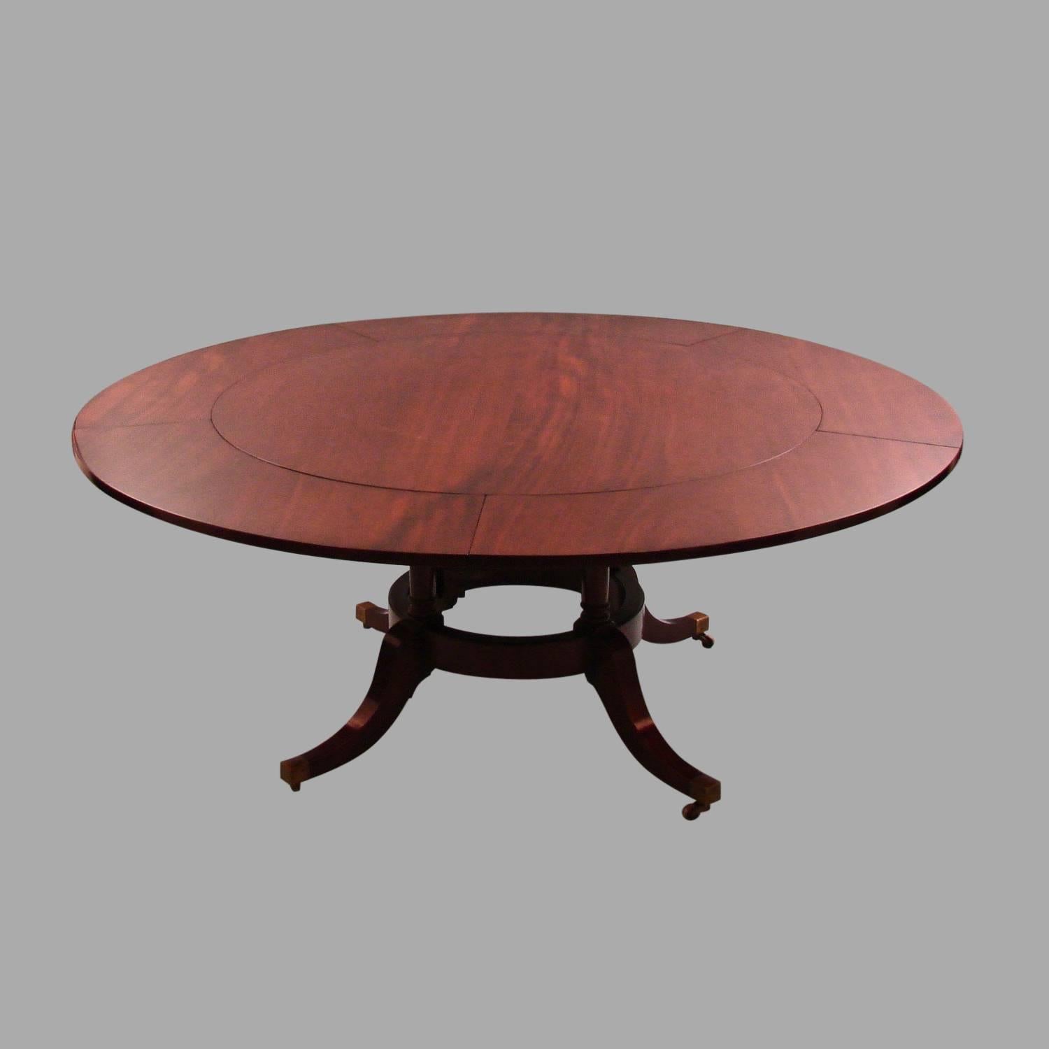 Regency Style Mahogany Dining Table with Five Leaves 1
